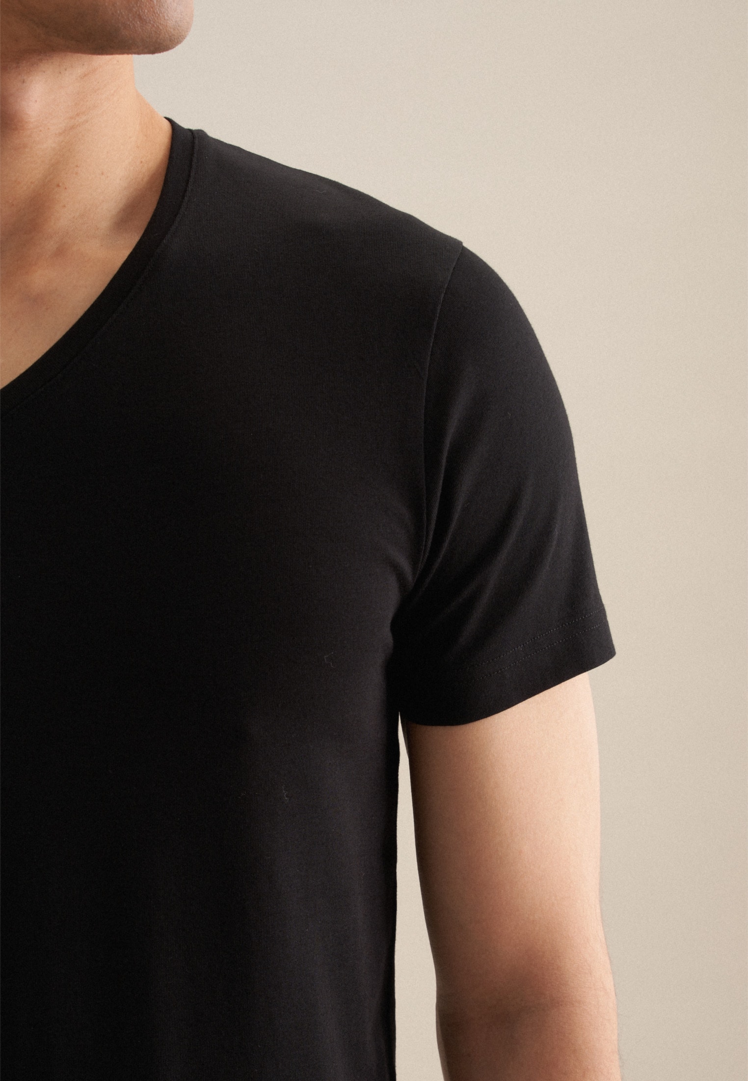 seidensticker T-Shirt »Schwarze Rose«, Kurzarm V-Neck Uni