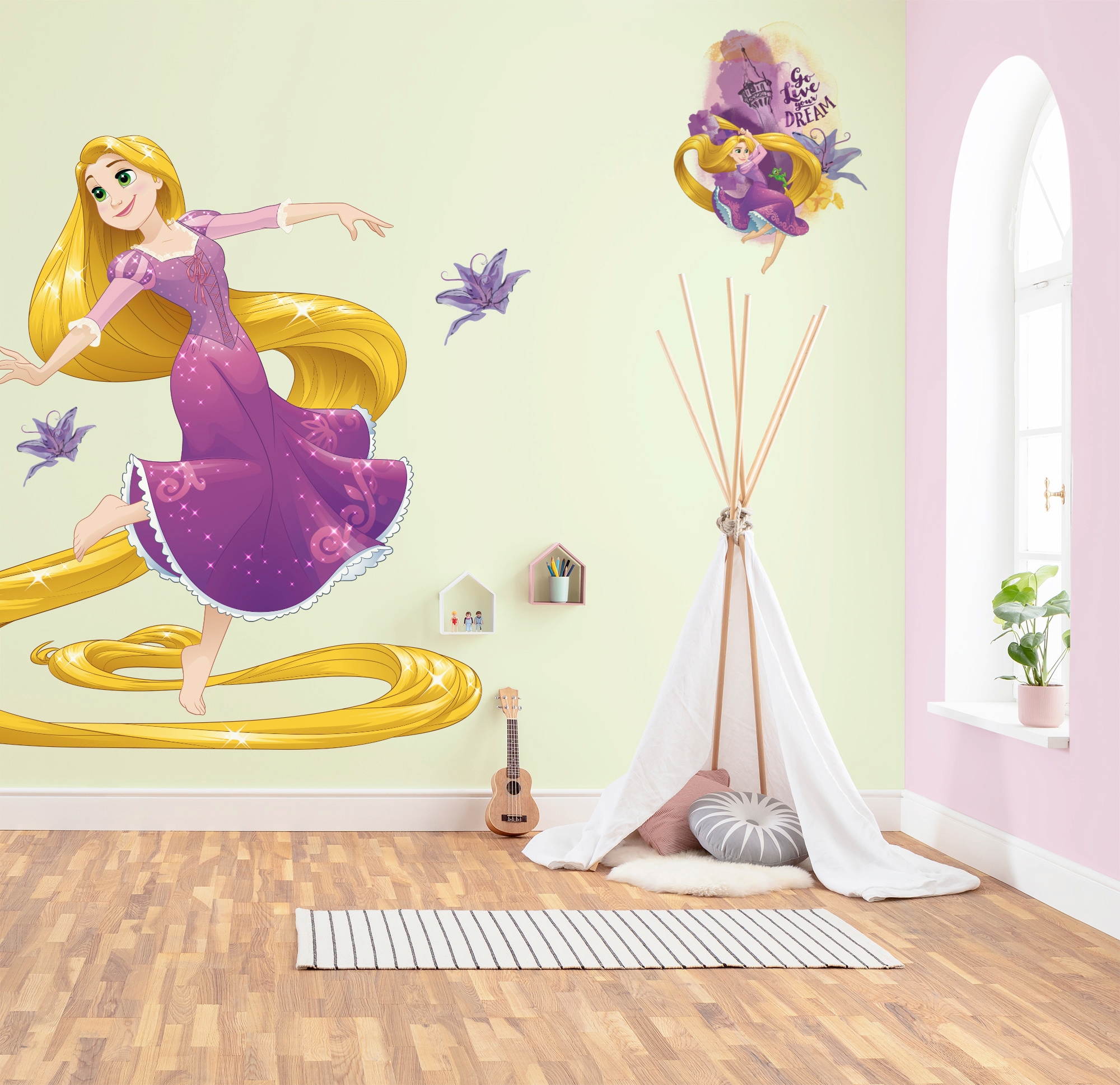 Komar Vliestapete »Selbstklebende Vlies  - Rapunzel XXL - Größe 127 x 200 cm«, bedruckt, Kinderzimmer