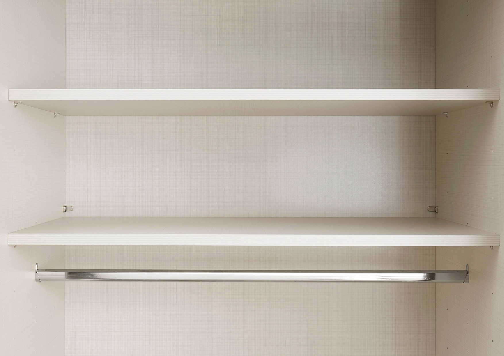 STAUD Schwebetürenschrank »Sonett 220, Made in Germany«, mit vier verschiedenen Ausstattungsvarianten