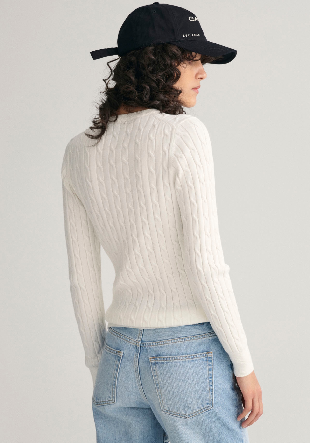 Gant Strickpullover »STRETCH COTTON CABLE C-NECK«, mit Logostickerei auf der Brust