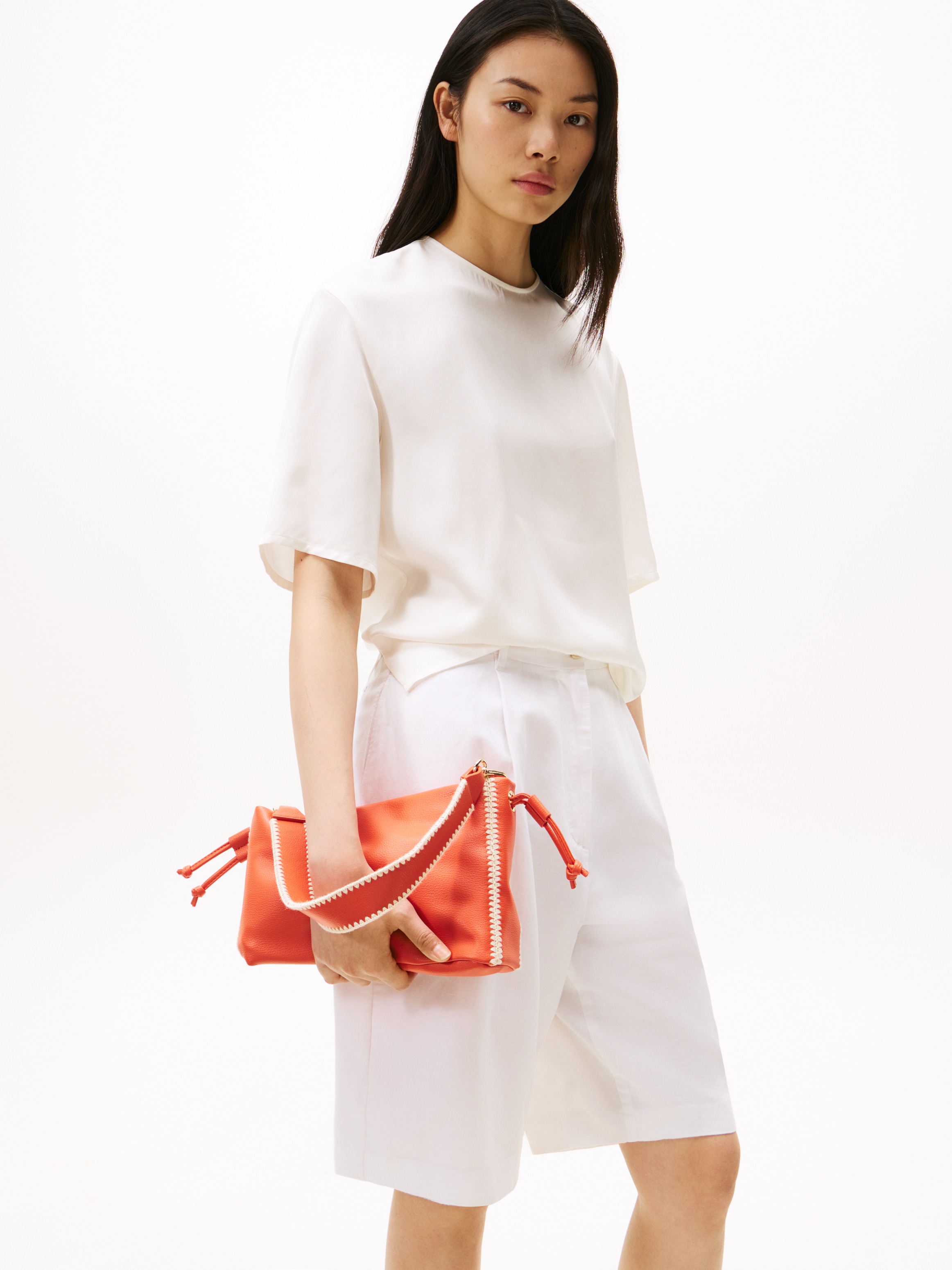 Tommy Hilfiger Schultertasche »TH SOFT SUMMER MINI BUCKET«, Damen Umhängetasche, Minibag, Clutch mit abnehmbarem Umhängeriemen