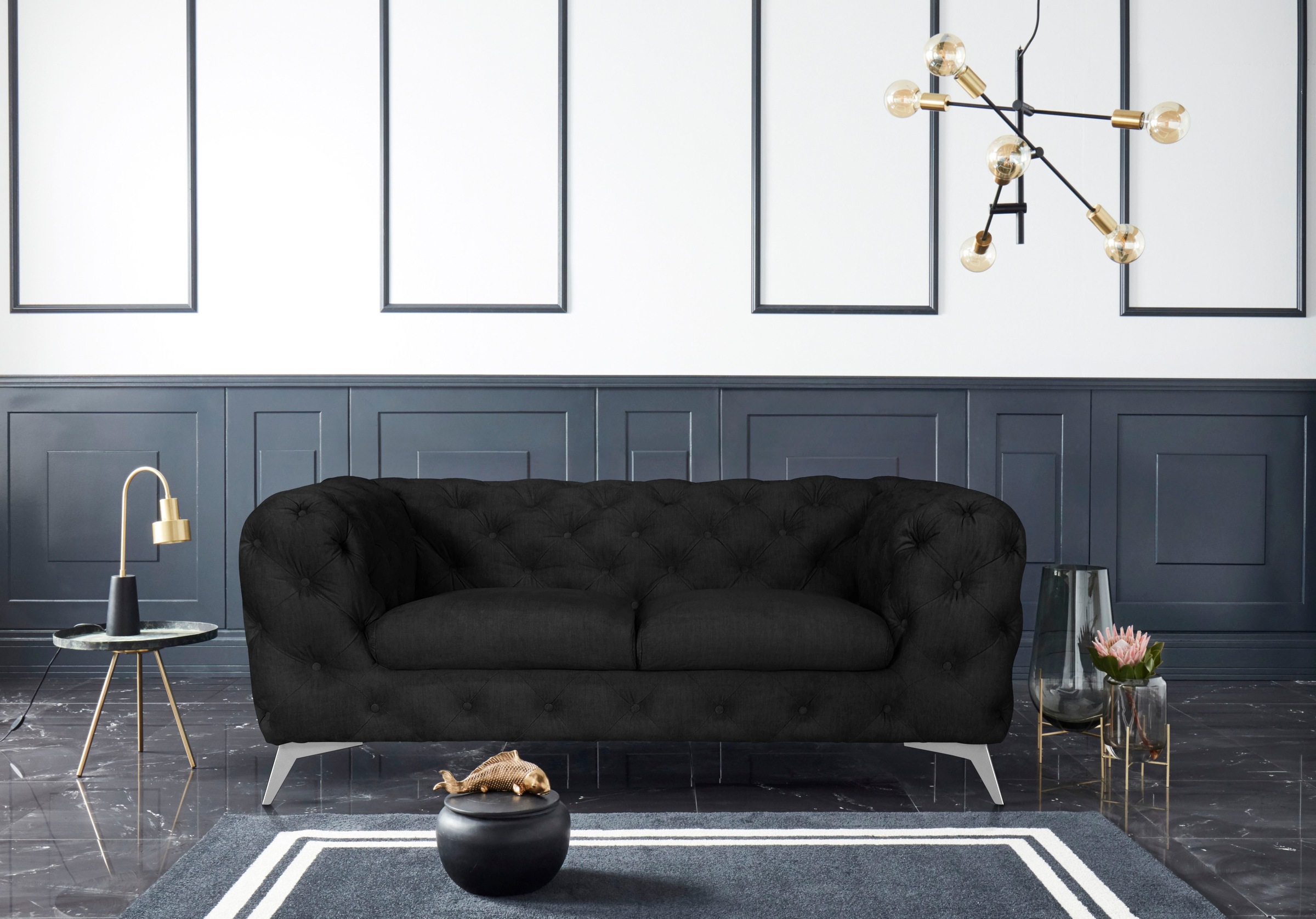 Leonique Chesterfield-Sofa »Glynis«, aufwändige Knopfheftung, moderne Chesterfield Optik, Fußfarbe wählbar