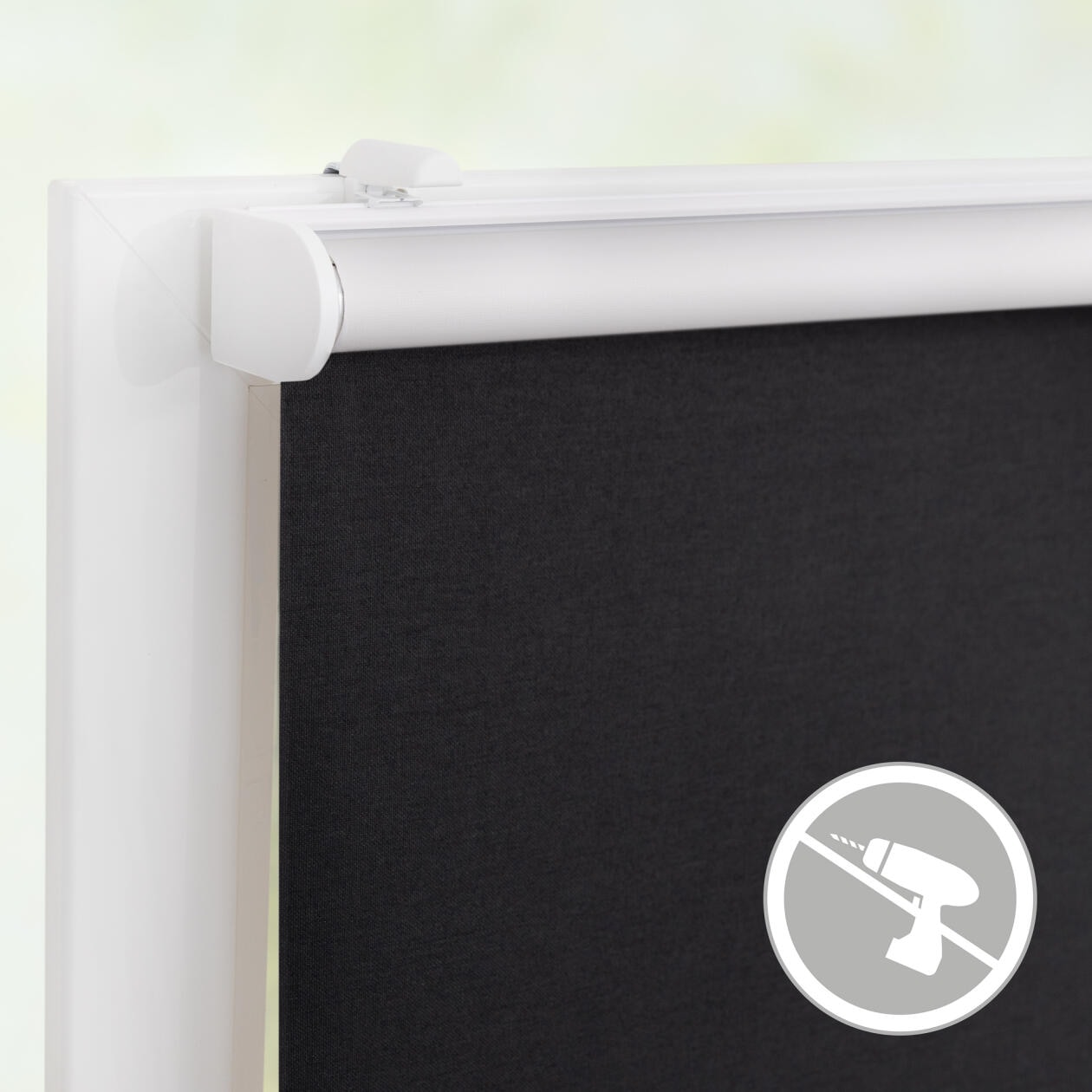 LICHTBLICK ORIGINAL Rollo »Klemmfix, ohne Bohren«, verdunkelnd, Blendschutz-Sichtschutz-Verdunkelung, mit Bohren/ohne Bohren, freihängend, Steuerbar mit Bluetooth-App, integrierter Elektromotor und Akku