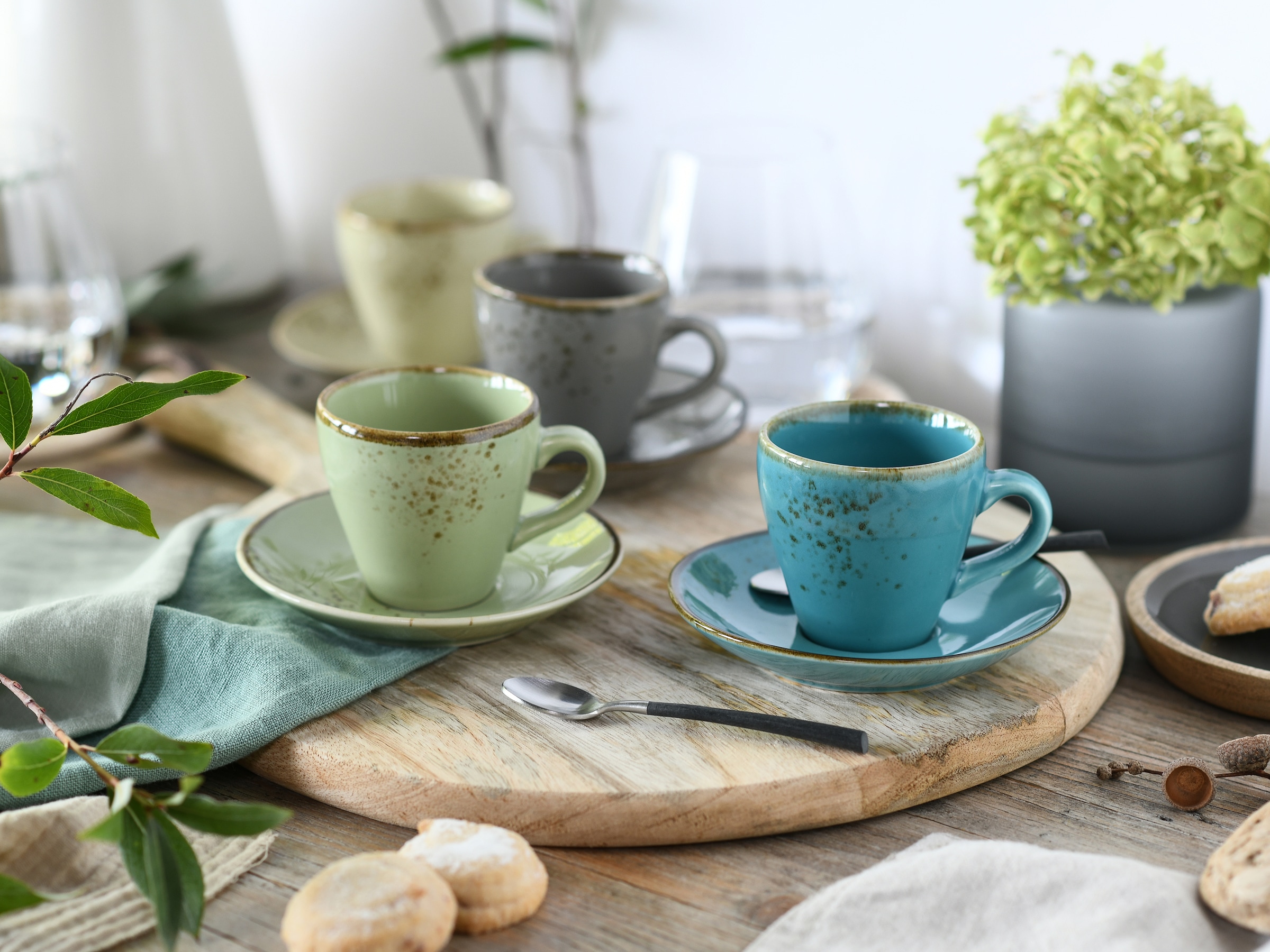CreaTable Espressotasse »Kaffeetasse NATURE COLLECTION« Tassen Set, naturfarben mit Sprenkel, 4 Tassen, 4 Untertassen