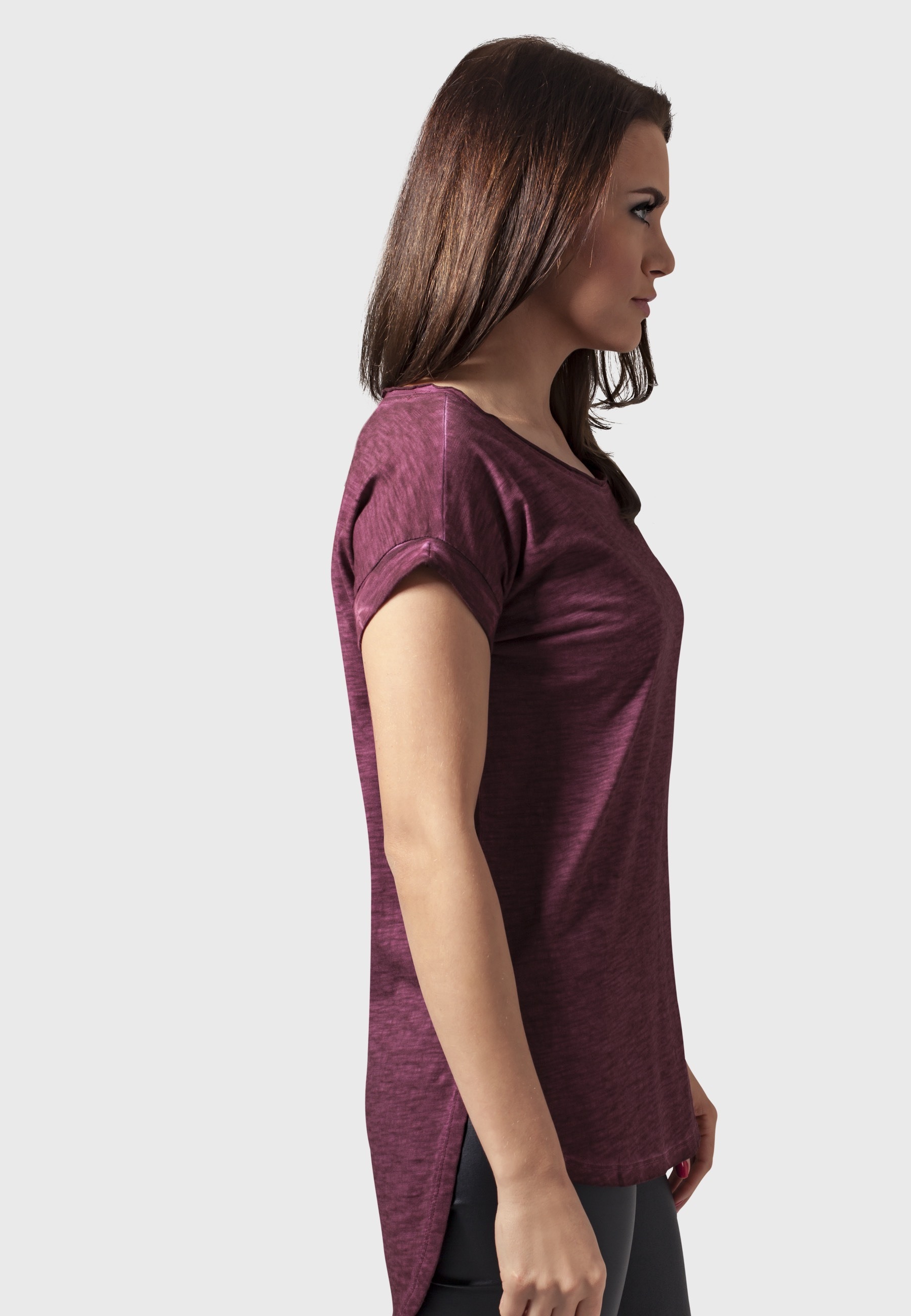 URBAN CLASSICS Kurzarmshirt »Urban Classics Damen Ladies Long Back Shaped Spray Dye Tee« 1 Stk.