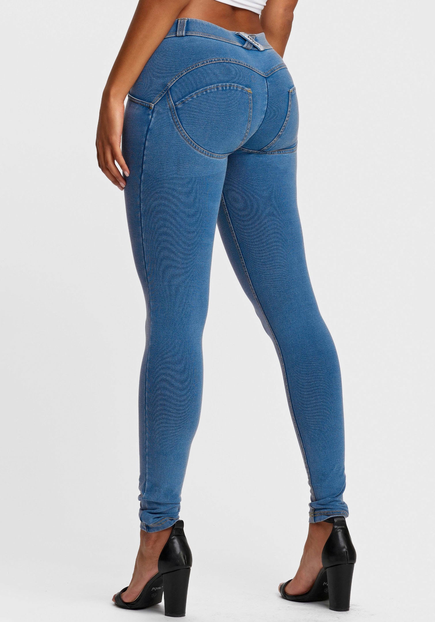 Freddy Jeggings »WRUP2RC002ORG«, mit Lifting & Shaping Effekt
