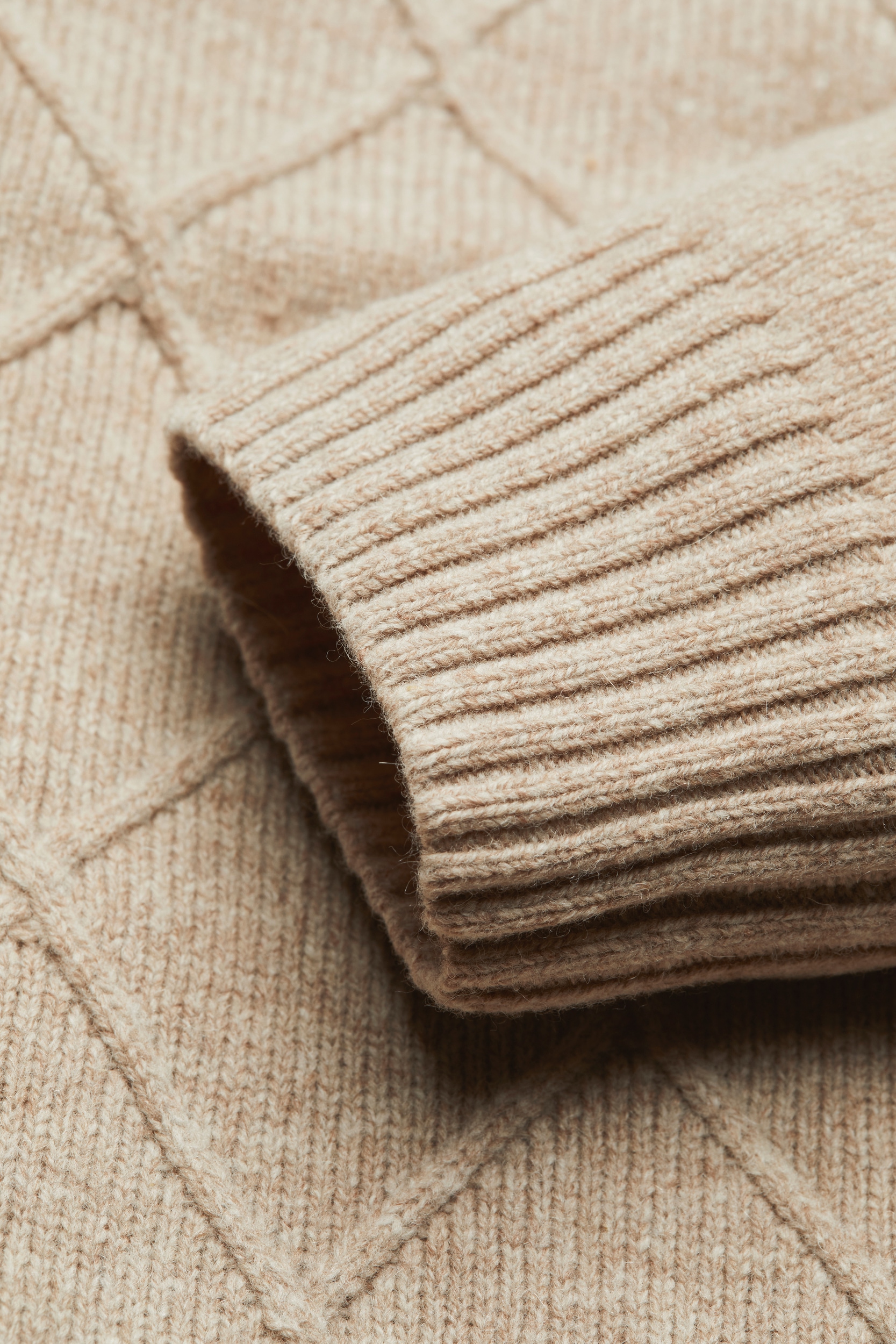 bugatti Rollkragenpullover, mit 3-D-Rautenmuster