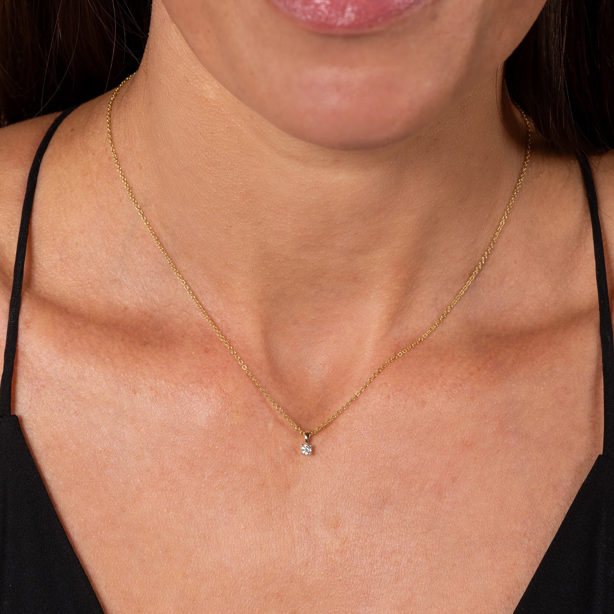 LYOMI Kettenanhänger »585/- Gelbgold 1 synth. Diam. 0,10 ct.«