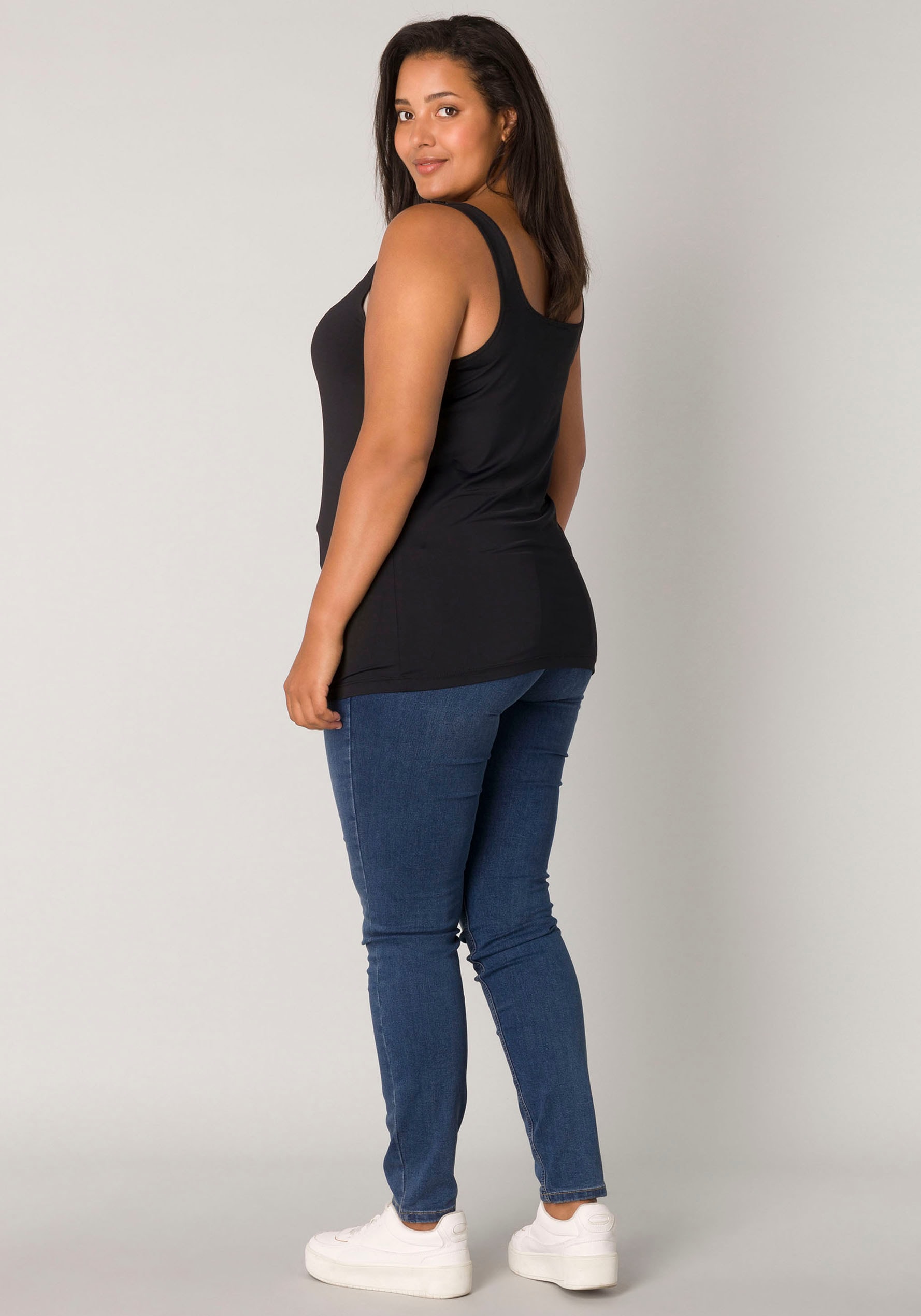 Base Level Curvy Tanktop »Style YANNE«, in cleanem Look - unifarben