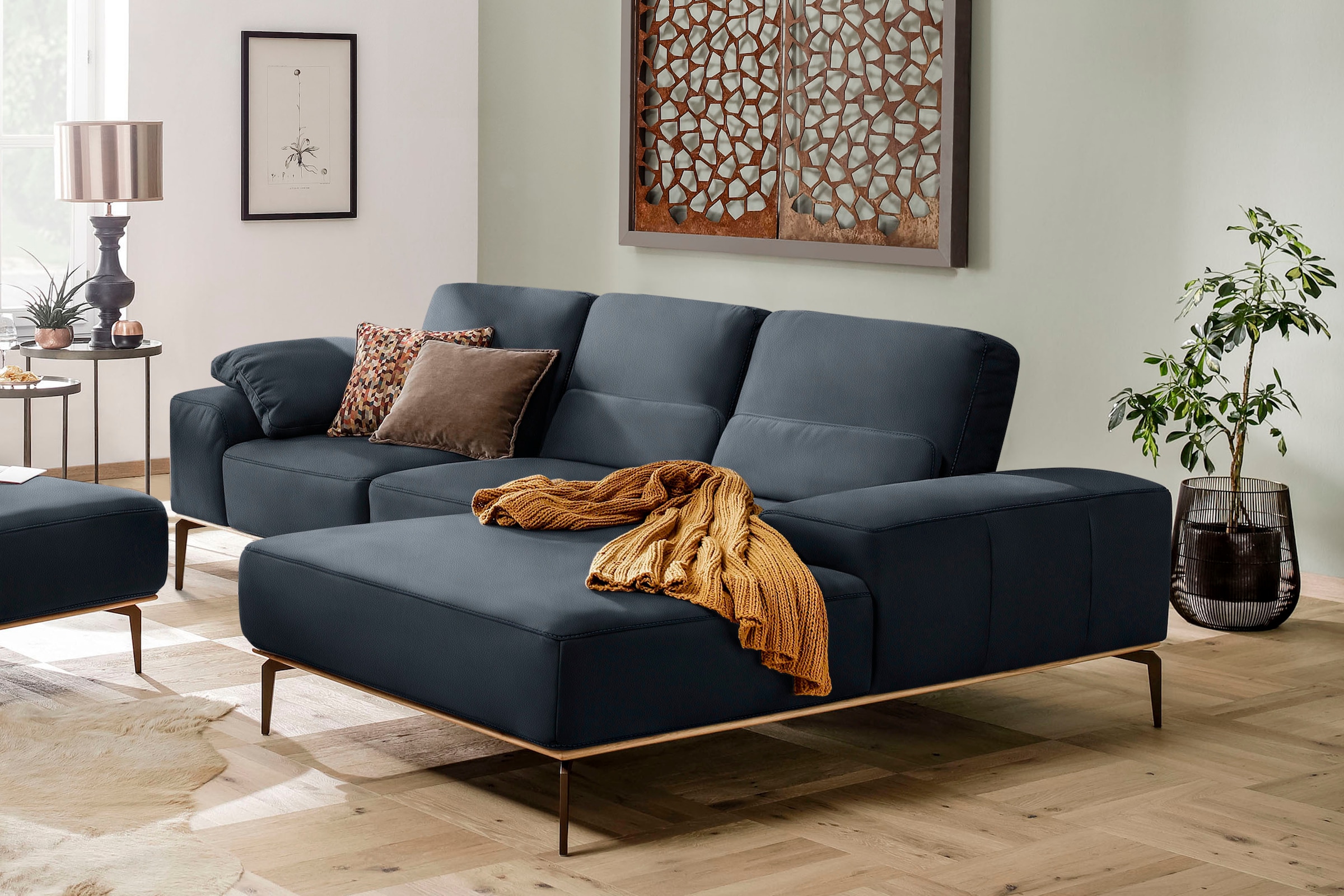 W.SCHILLIG Ecksofa »run, Designsofa mit tollem Sitzkomfort, bequem, L-Form«, mit Holzsockel, Füße in Bronze pulverbeschichtet, Breite 279 cm