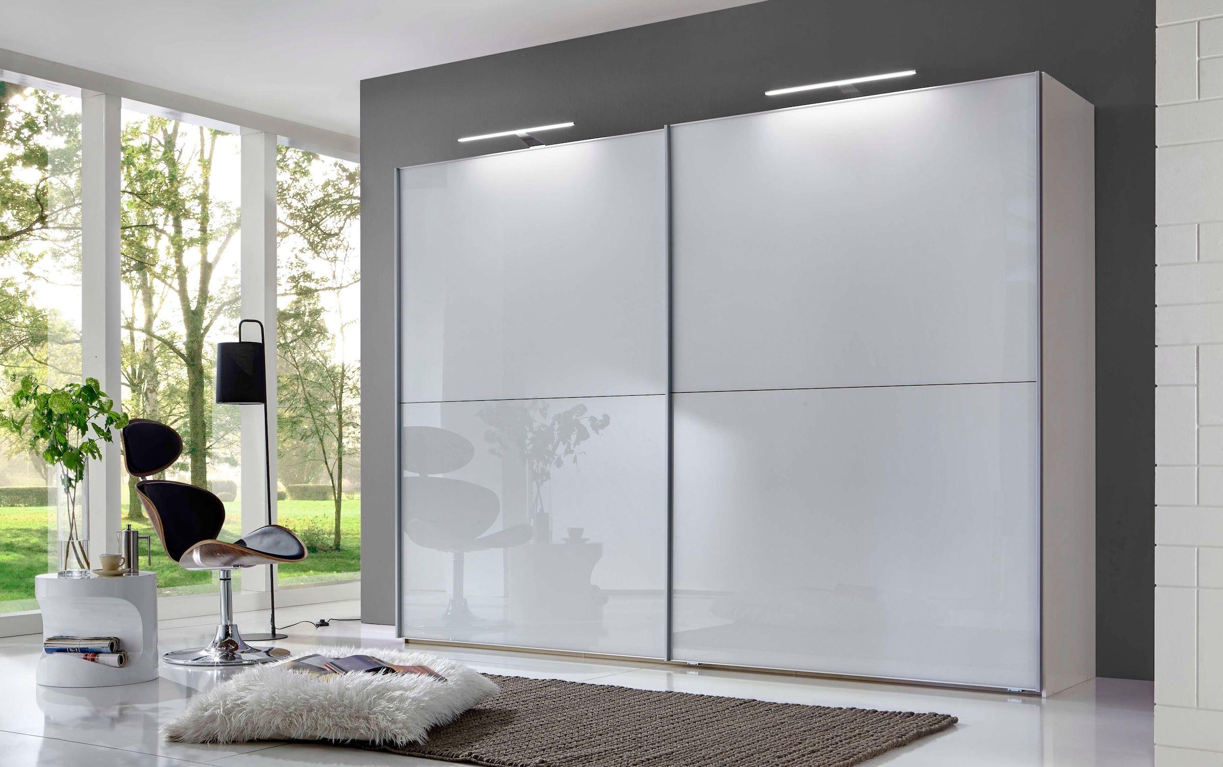 WIEMANN Schwebetürenschrank »Orion, Kleiderschrank, Schrank, Wäscheschrank, mit Schiebetüren«, hochwertige Glasfront, variable Inneneinteilung, stilvolle Optik