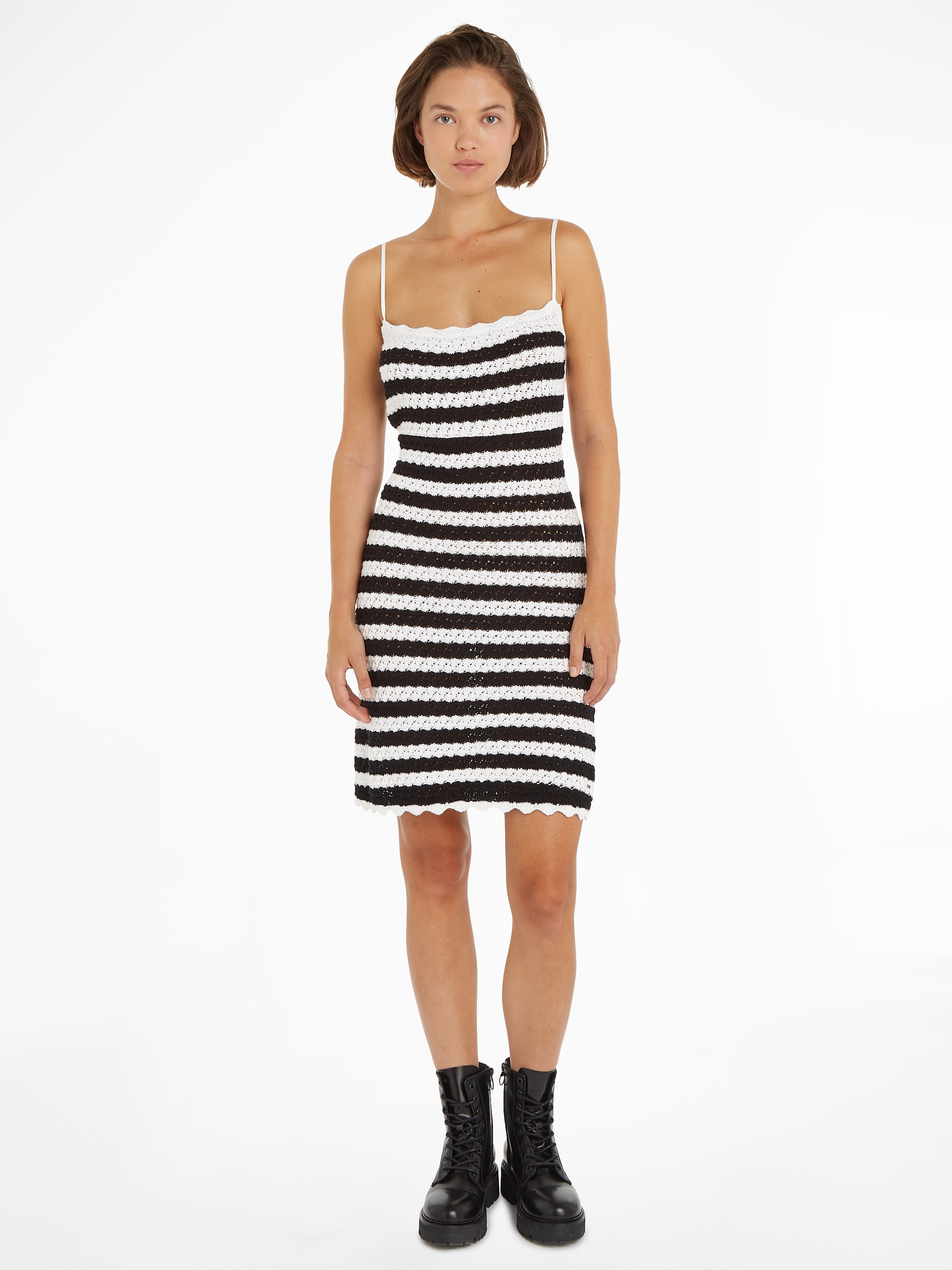 Spaghettikleid »TJW CROCHET STRIPE DRESS«, mit Bindeband am Rücken