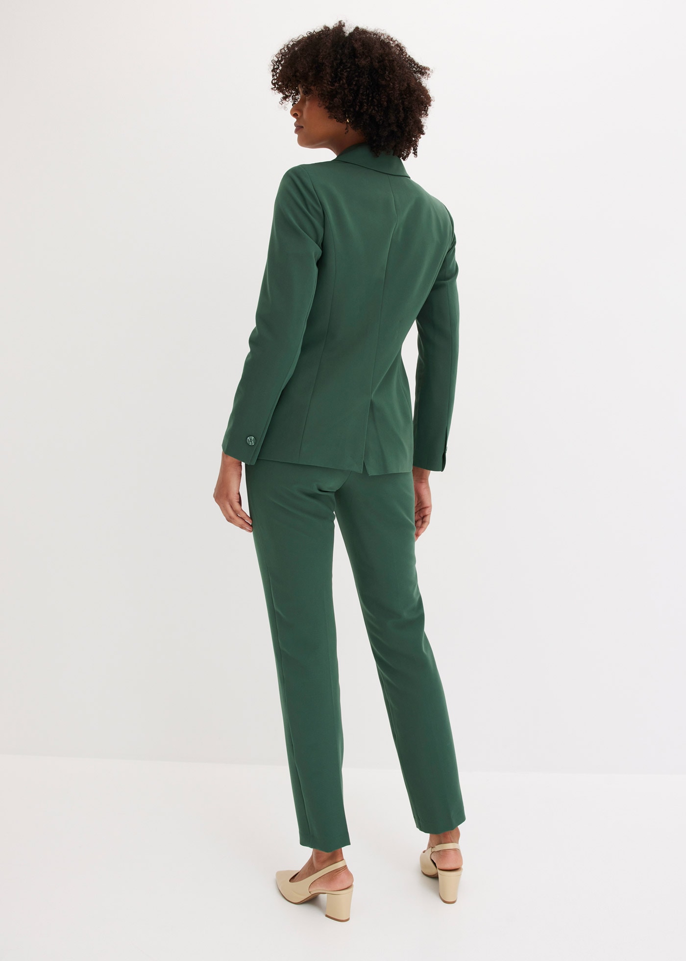 bonprix Hosenanzug »Hosenanzug 2-tlg« Set, 2er, 2 tlg. regular fit Regular Fit, mit Elasthan-Anteil, verschiedene Konfektionsgrößen
