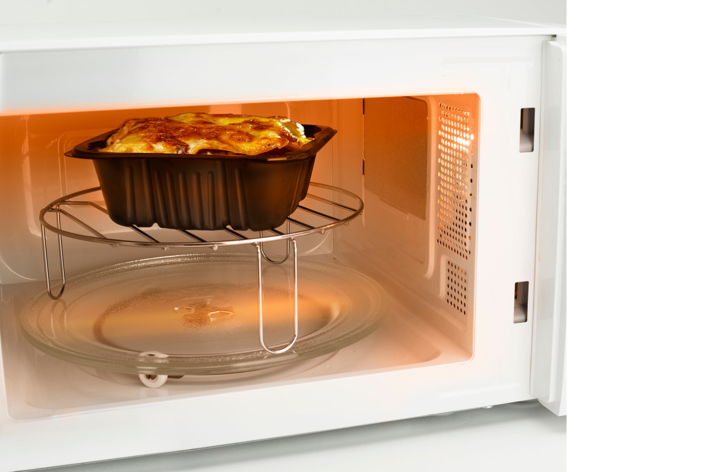 Black + Decker Mikrowelle »BXMZ700E«, Mikrowelle-Grill, 900 W