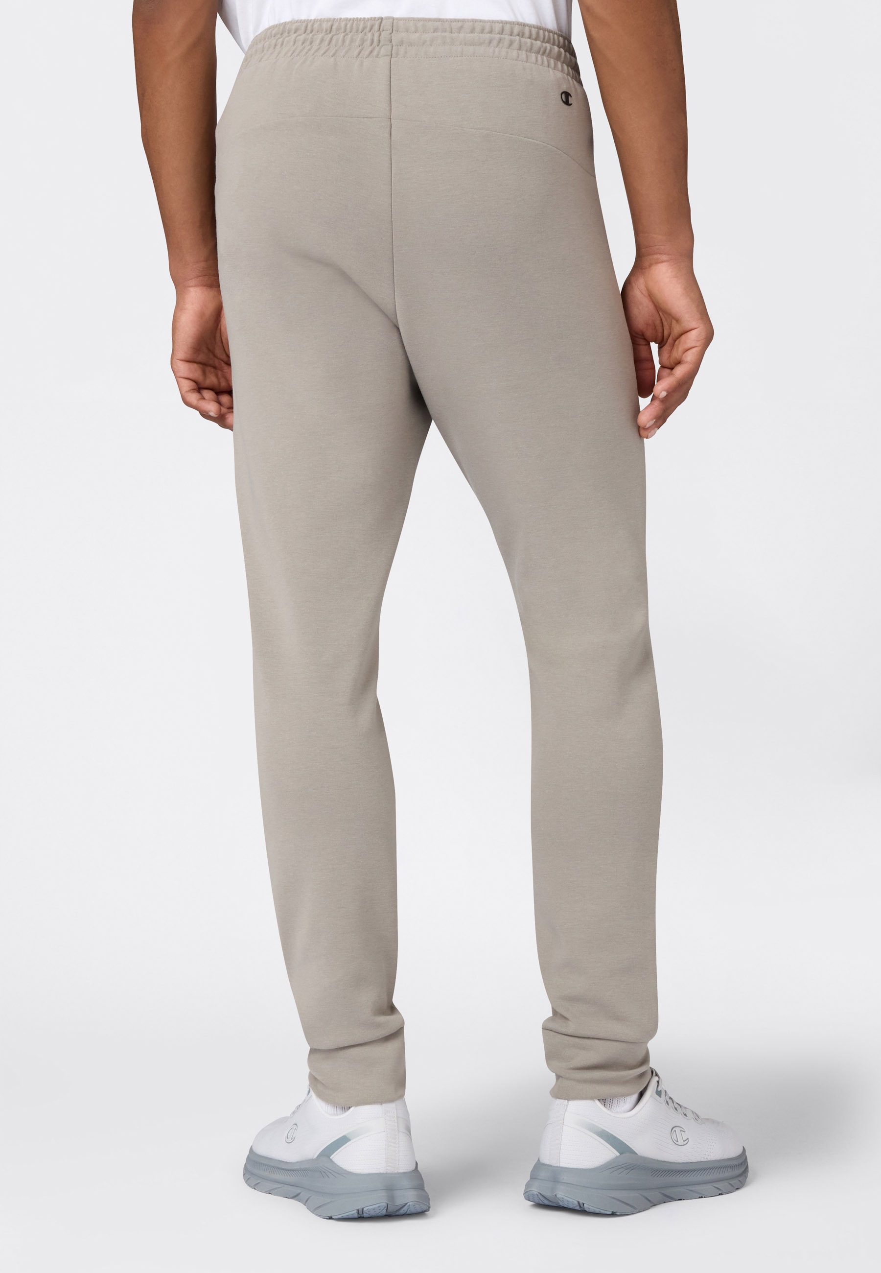 Champion Jogginghose »C-TECH Slim Fit Interlock Cuffed Pants«  mit Bündchen am Beinabschluss, für Sportmode und sportlichen Stil