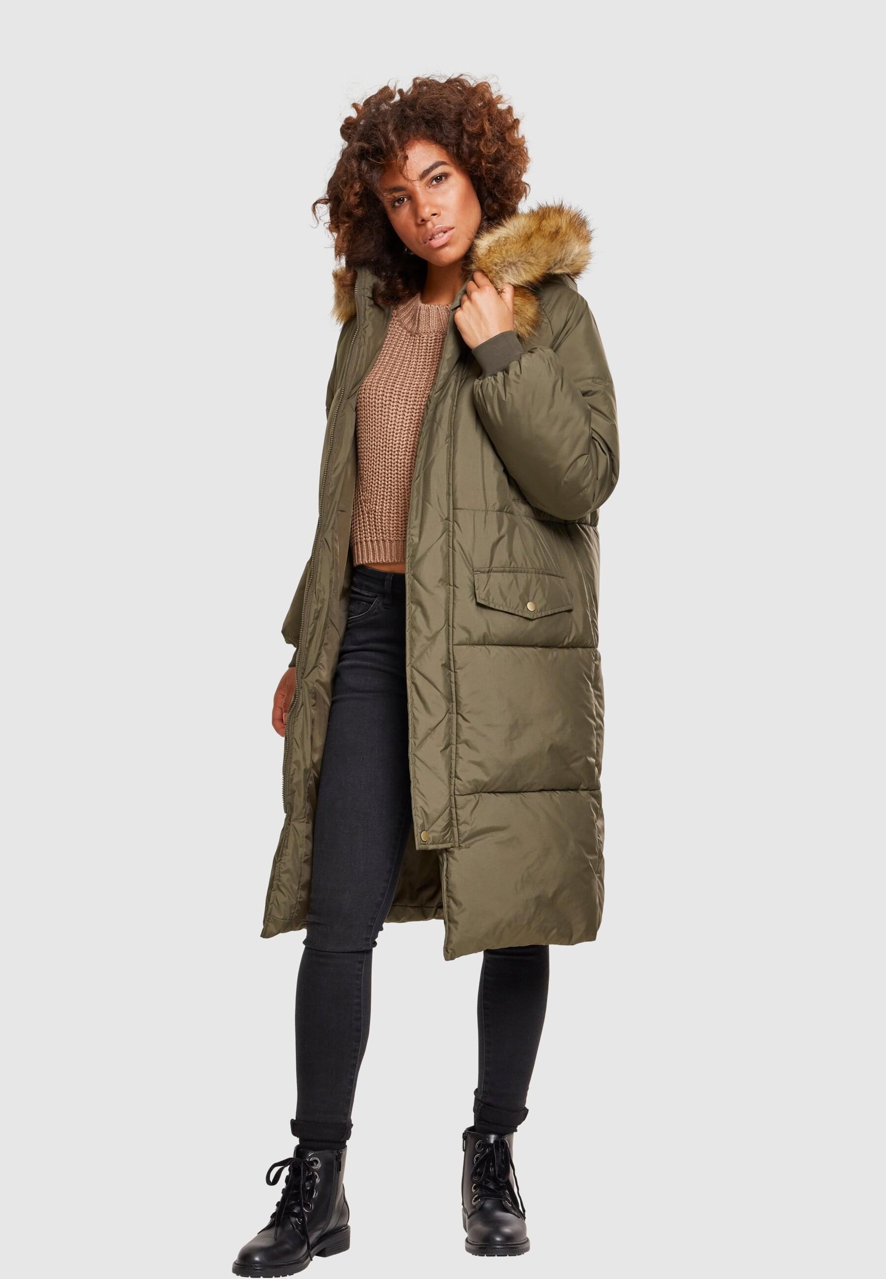 URBAN CLASSICS Winterjacke »Urban Classics Damen Ladies Oversize Faux Fur Puffer Coat« 1 Stk. tlg. mit Kapuze
