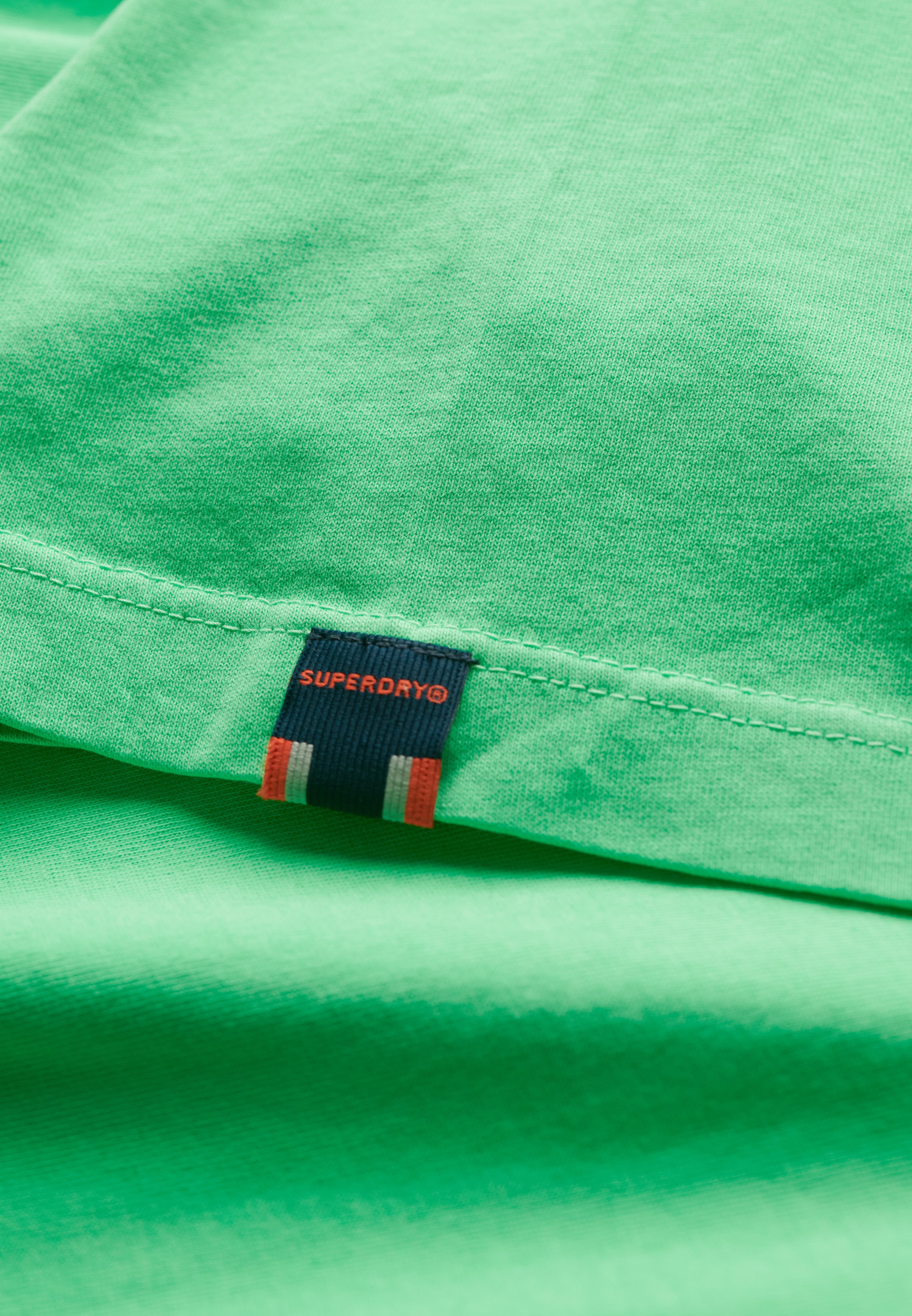 Superdry Rundhalsshirt »CLASSIC ESSENTIAL TEE«