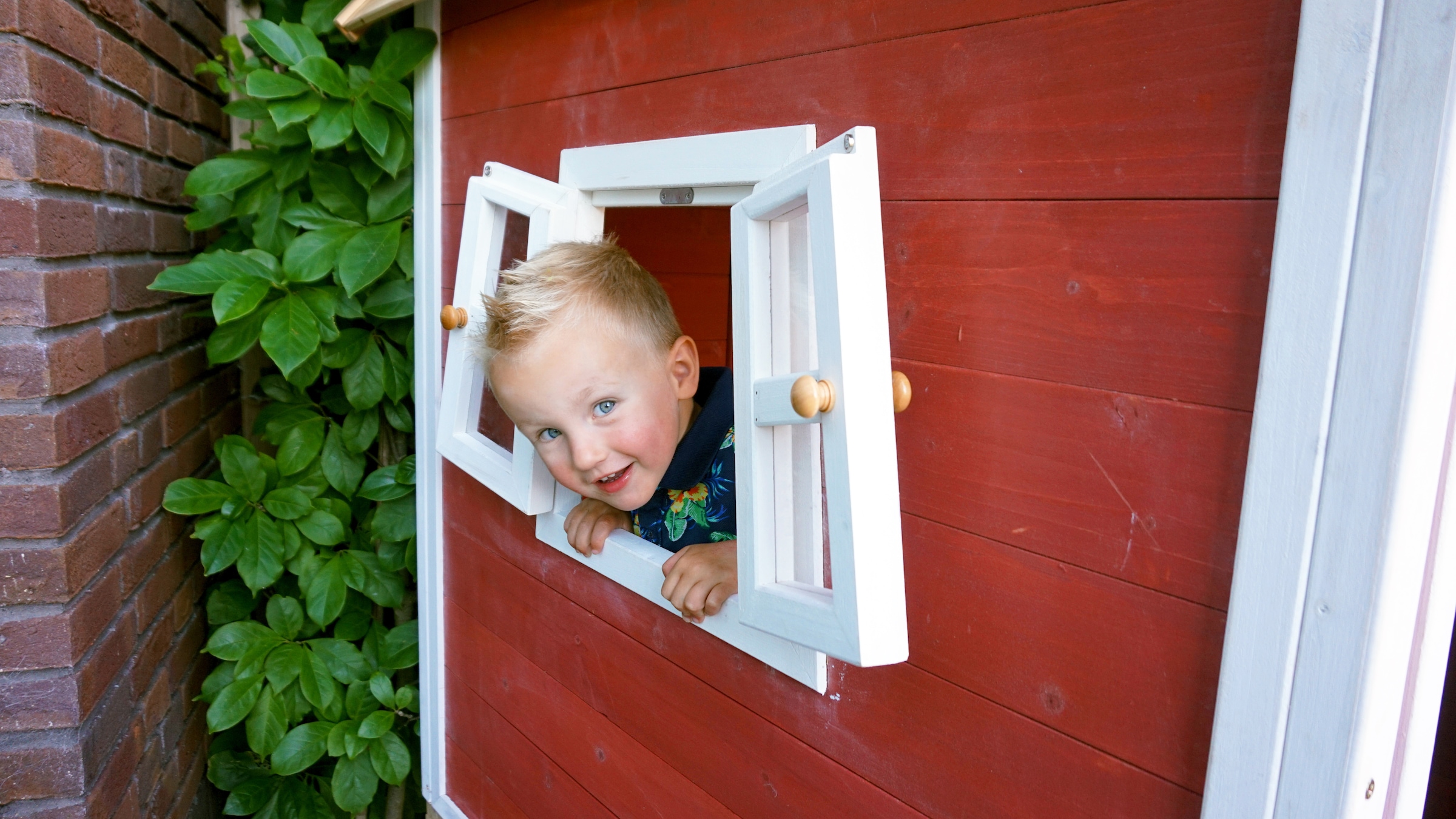 EXIT Spielhaus »Fantasia 100 rot«