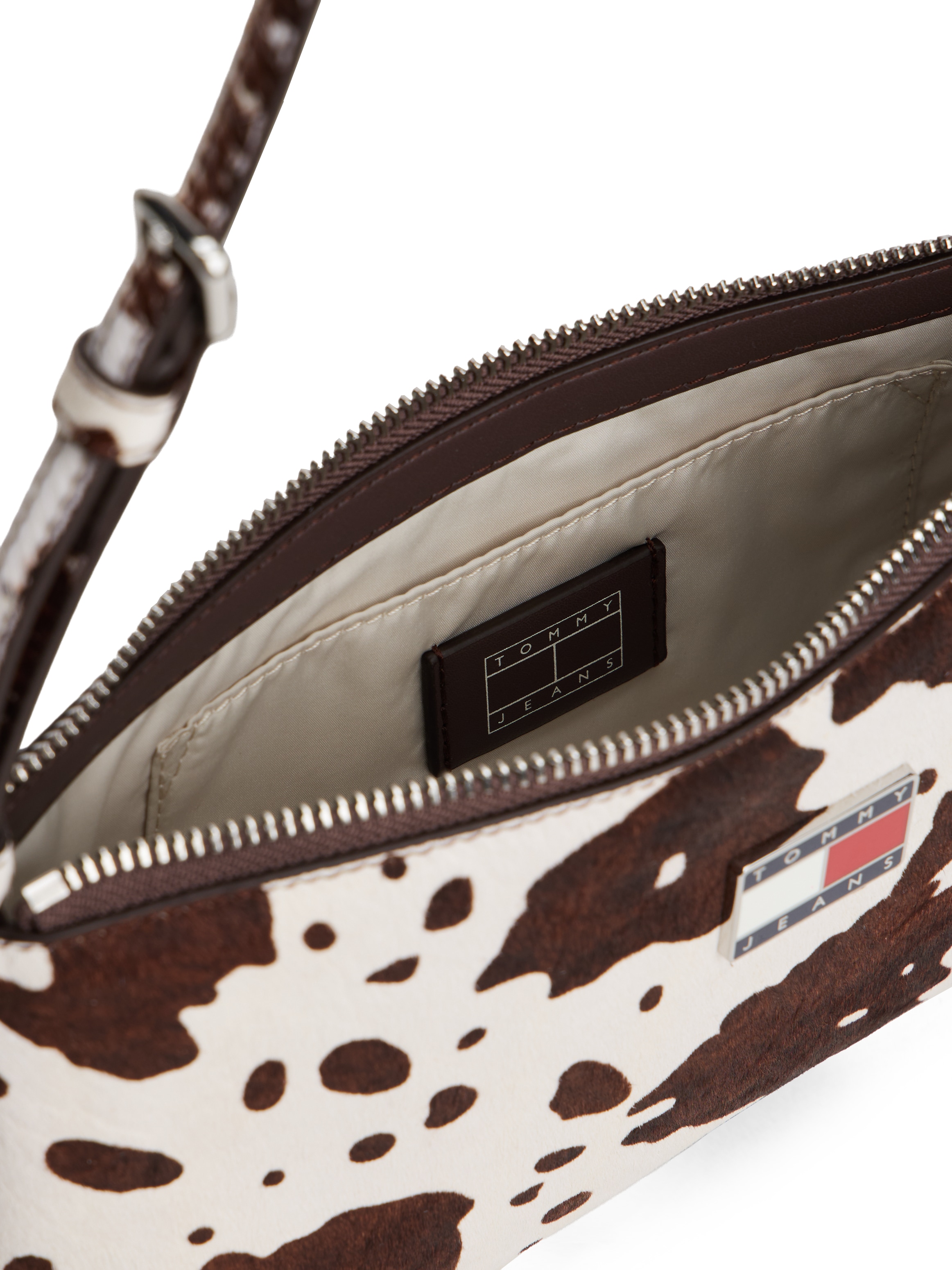 Tommy Jeans Schultertasche »TJW MUST COW SHOULDER BAG« , Damen Tragetasche, Umhängetasche in modischem Kuh-Print