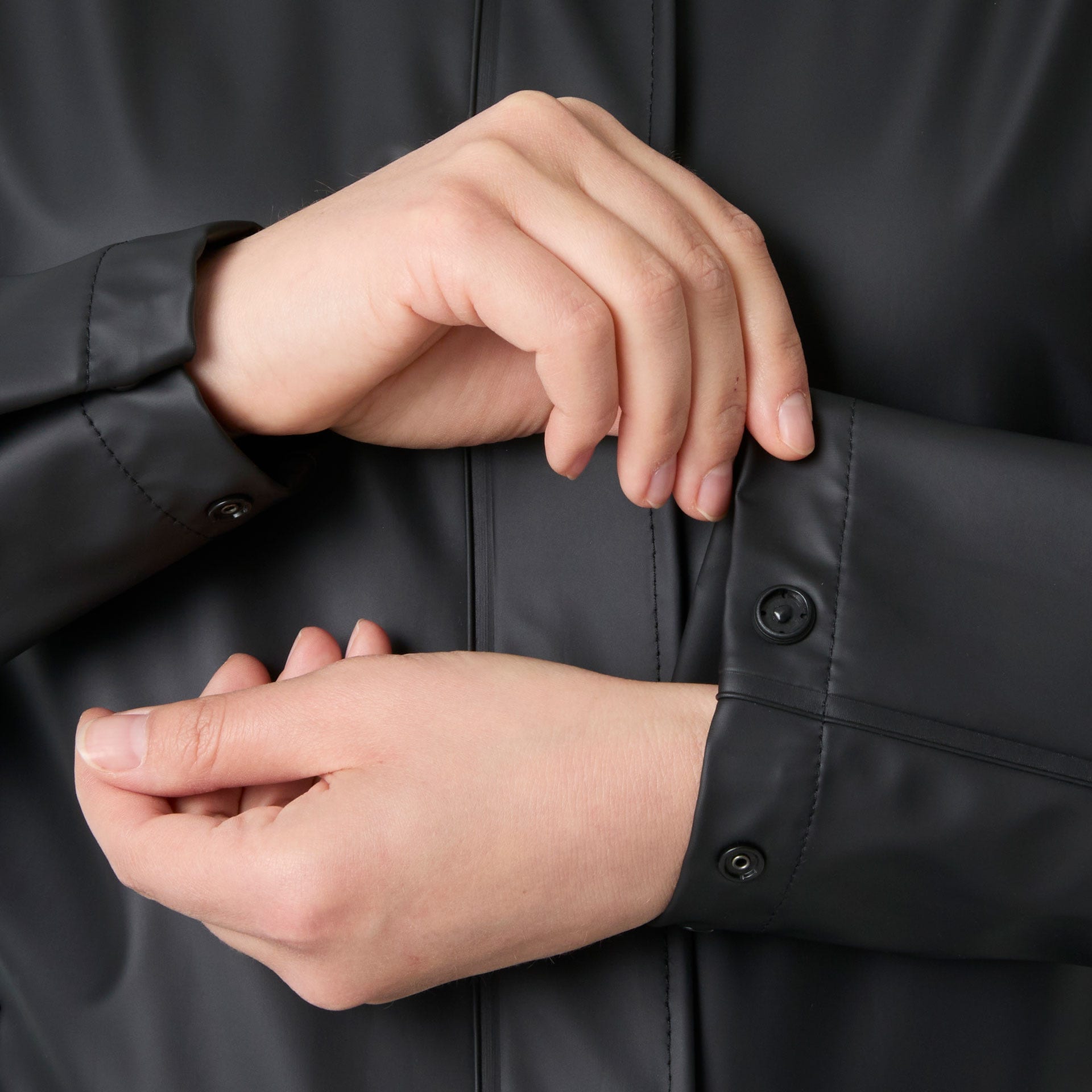 Helly Hansen Regenjacke »W MOSS JACKET« mit Kapuze sportlich, aus PU-Gewebe, wasserdicht, winddicht, mit Kapuze