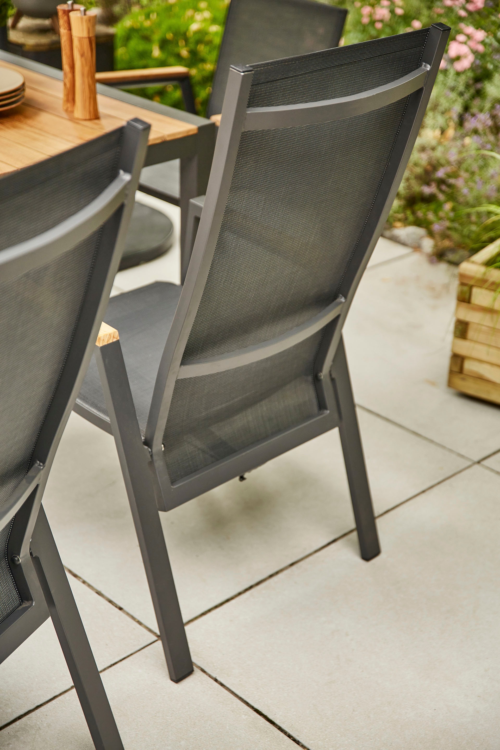 Siena Garden Garten-Essgruppe »Savona / Zurigo«, (Set, 10 tlg.), best. aus 4 Sesseln, 4 Auflagen, 1 Liege und 1 Tisch