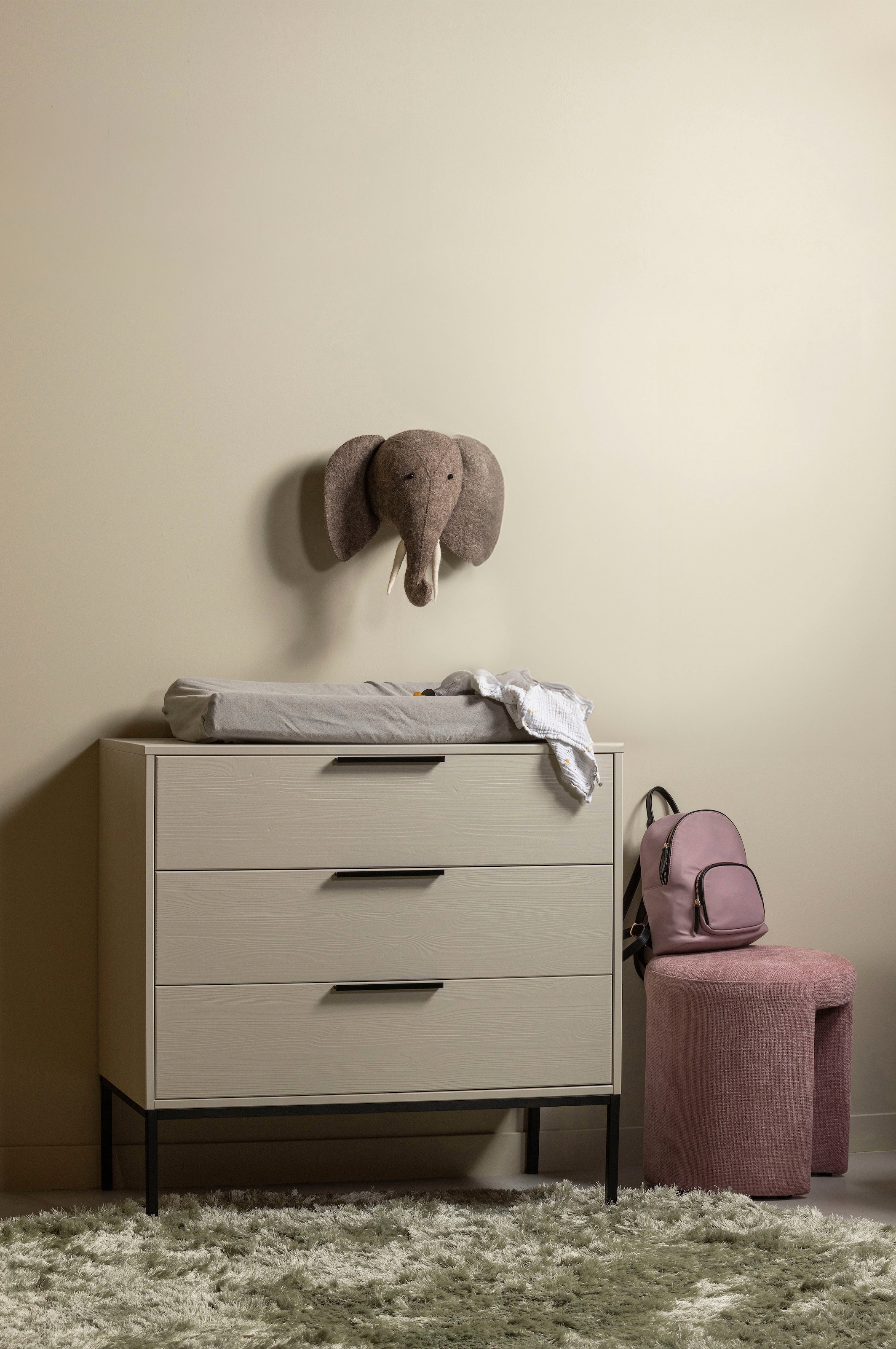 WOOOD Kommode »Adam FSC®-Kiefernholz gebürstet mit Metallgriffen, H93 x B94 x T52 cm« Tragkraft 15 kg pro Auszug, Schutzlackierte Oberfläche, Metallgestell