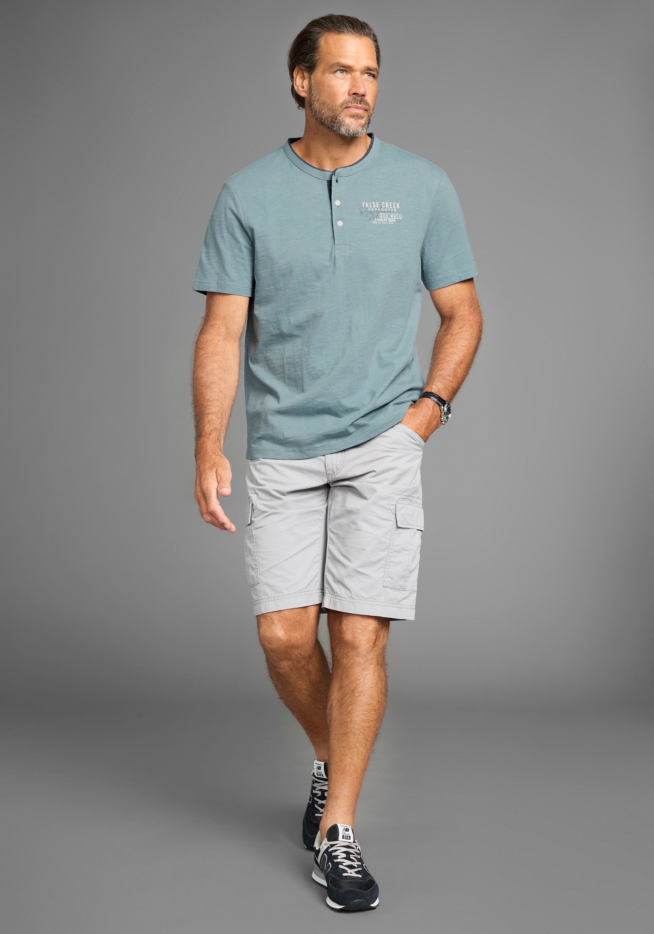 Man's World Henleyshirt, mit Stehkragen-Optik und funktionaler Knopfleiste