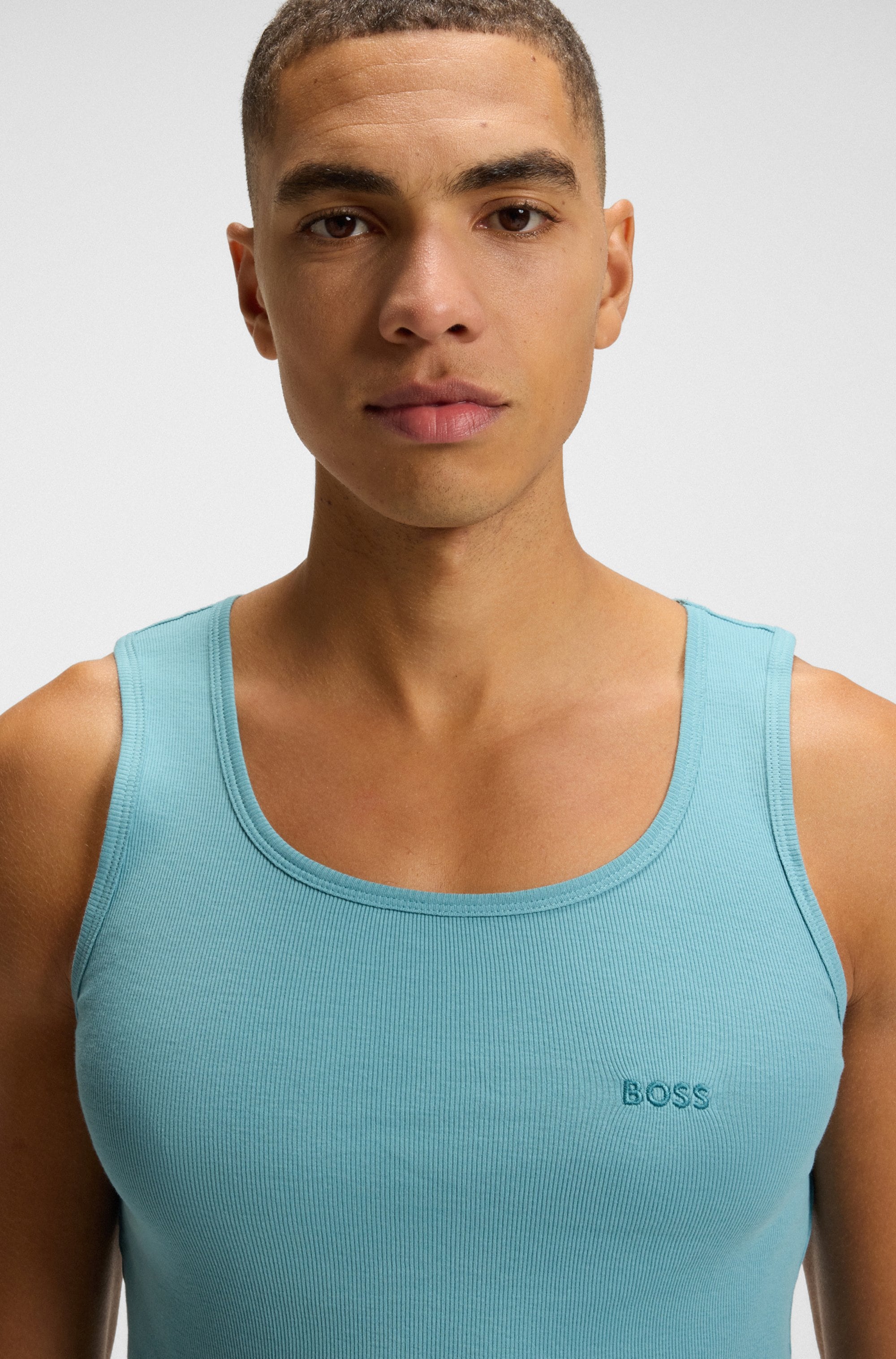 BOSS Tanktop »3P RibClassic BOSS ONE x David Beckham«, Ton in Ton Stickerei auf der Brust