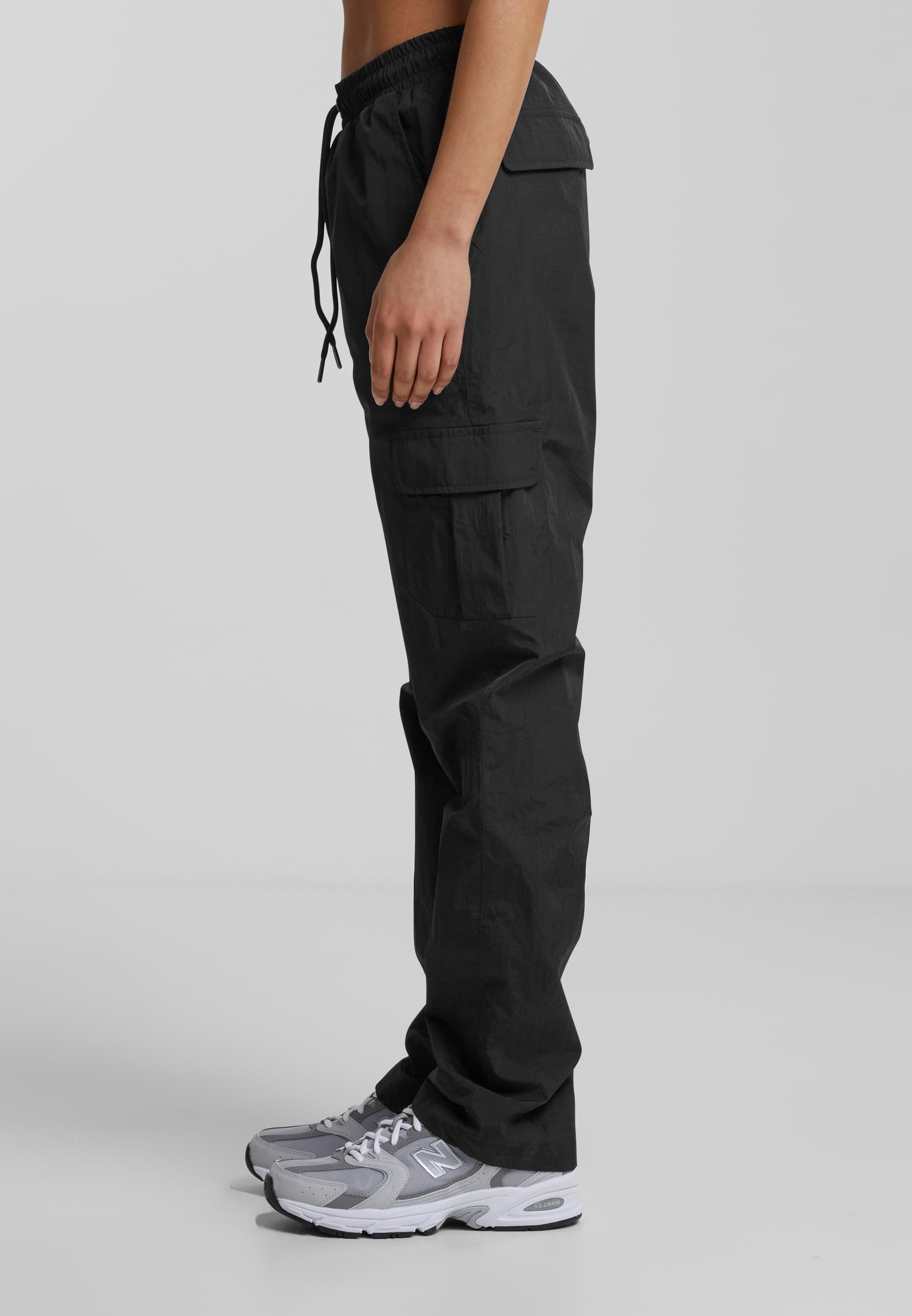 URBAN CLASSICS Cargohose »Urban Classics Damen Ladies Nylon Cargo Pants«