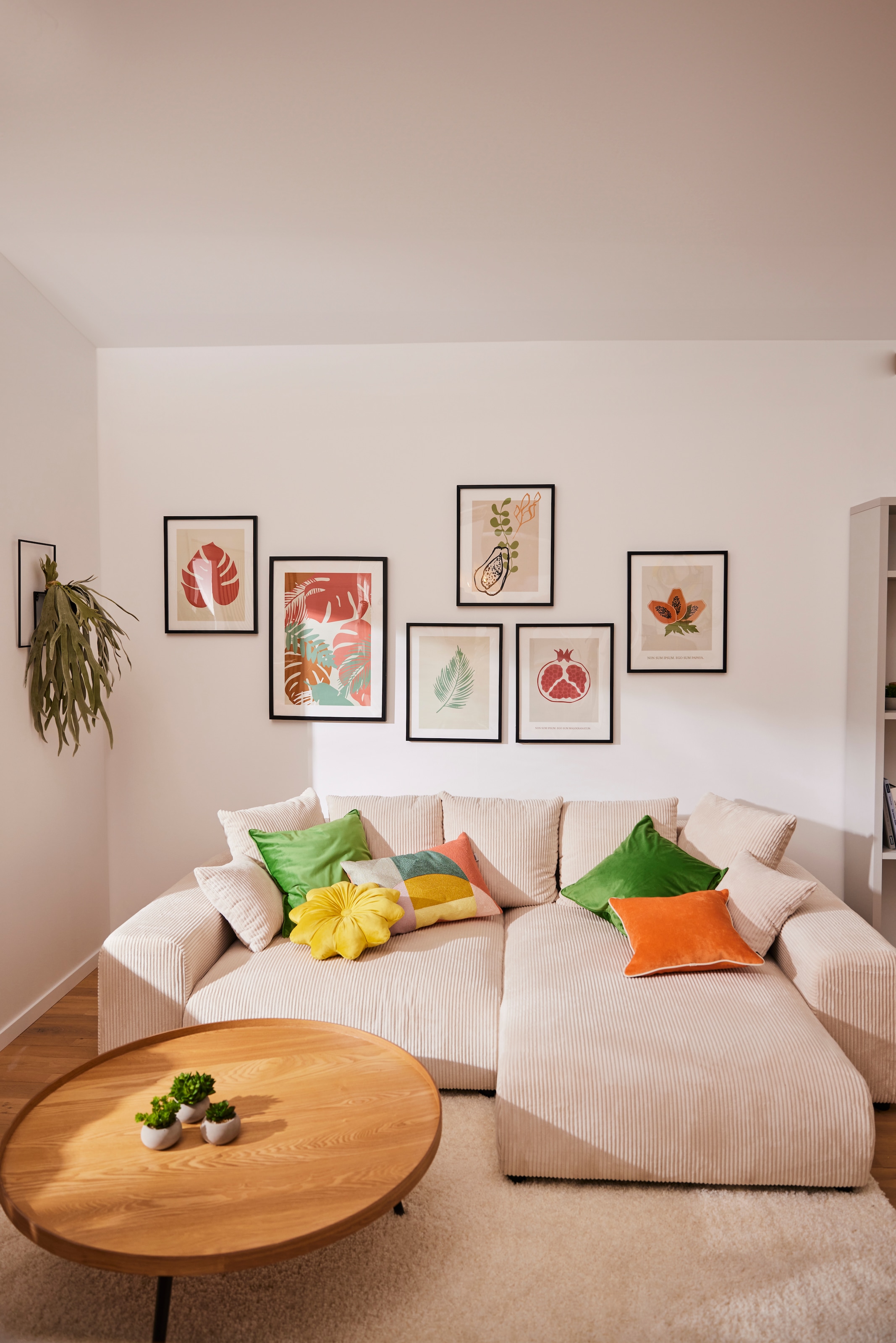 Komar Wandbild »Winter Tropics Black Panther Plants«, (1 St.), Deutsches Premium-Poster Fotopapier mit seidenmatter Oberfläche und hoher Lichtbeständigkeit. Für fotorealistische Drucke mit gestochen scharfen Details und hervorragender Farbbrillanz.