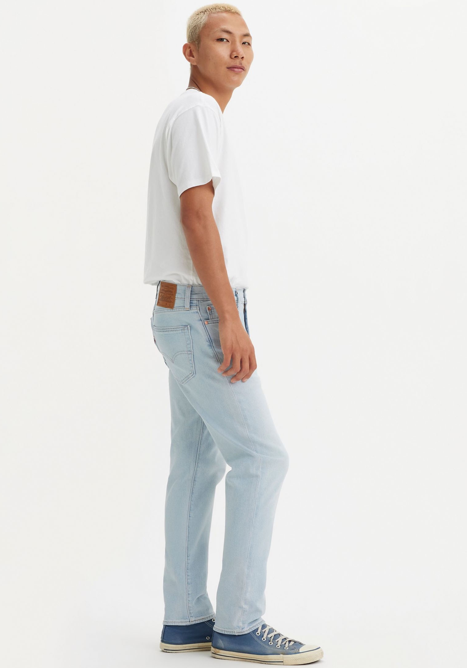 Levi's® Tapered-fit-Jeans »502 TAPER«, in elegantem, modernem Stil