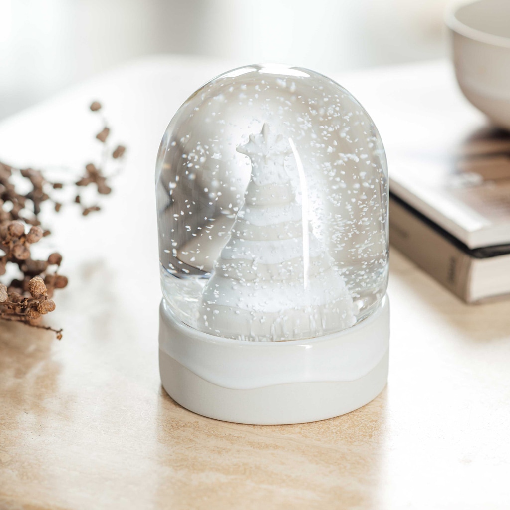 like. by Villeroy & Boch Weihnachtsfigur »Schneekugel Winter Glow ø 11 cm beige«