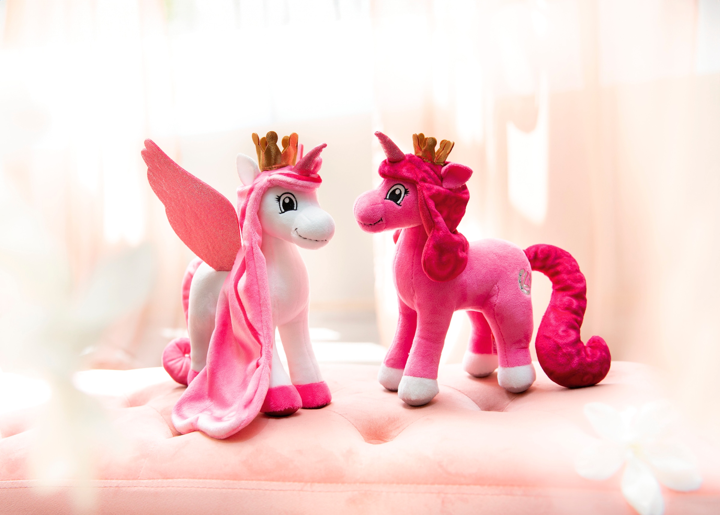 Nici Kuscheltier »Lissy PONY, Einhorn Tamani weiß-pink, 22 cm«, stehend