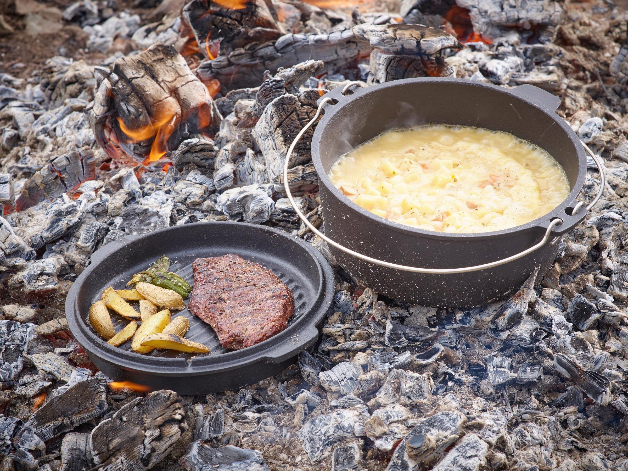 ECHTWERK Schmortopf »Dutch Oven«, Gusseisen, (1 tlg.), Feuertopf, Gusseisen BBQ Kochtopf, bereits eingebrannt, 4,9 Liter