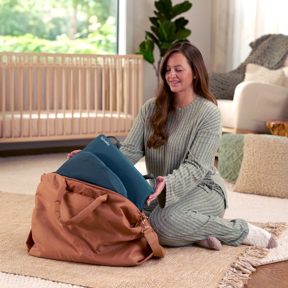 ingenuity Babywippe »Stow & Go™ Compact Folding Bouncer« bis 9 kg mit Vibration