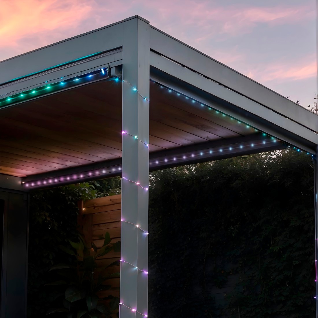 Hama LED-Lichterkette »LED-Lichterkette (außen IP65 und innen, bunt + Effekte, mit App, 10 m)«, 100 St.-flammig