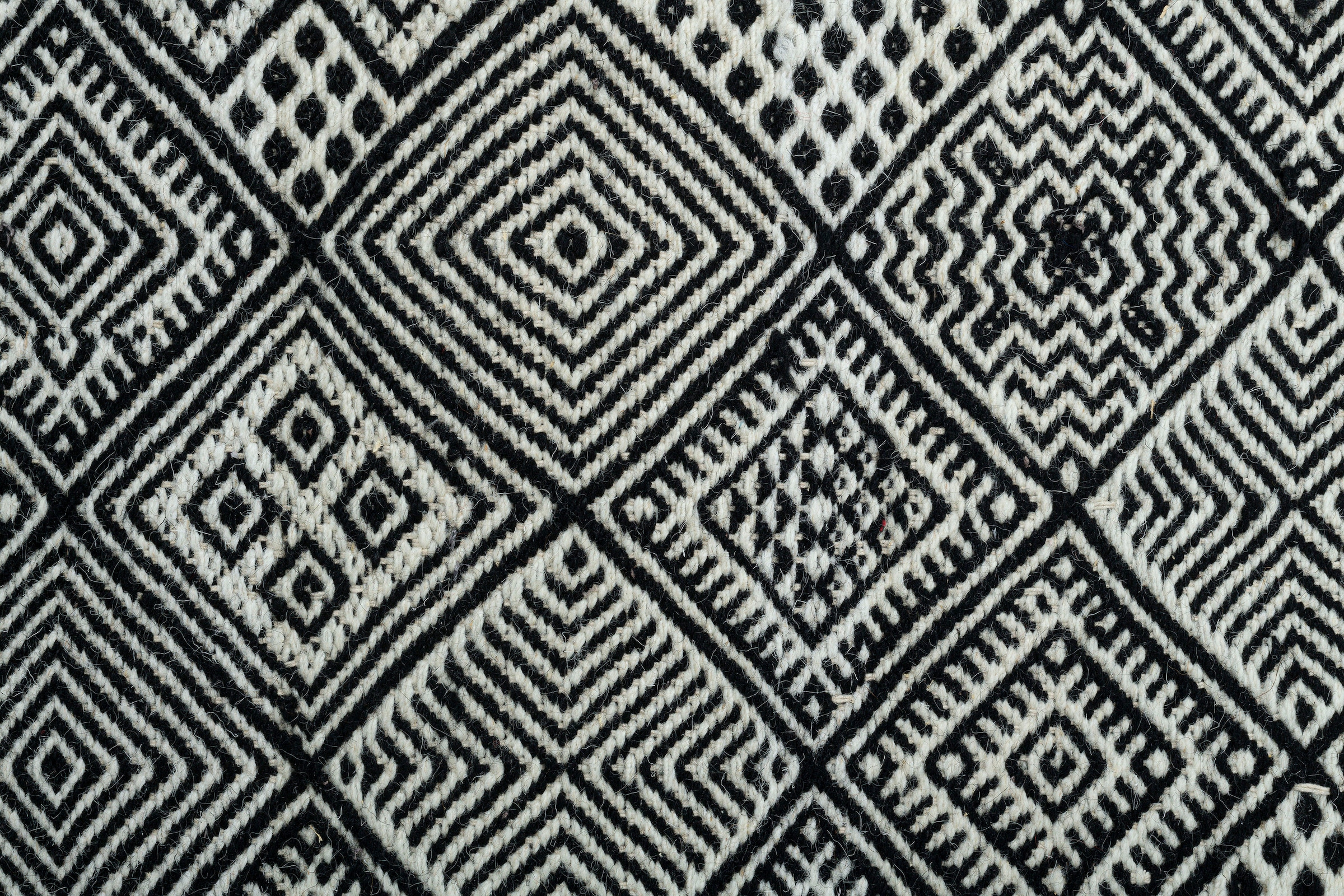THEKO Wollteppich »Molde - 14005« rechteckig 5 mm Höhe Handweb Teppich, reine Wolle, handgewebt, Scandi Design, Rauten Muster