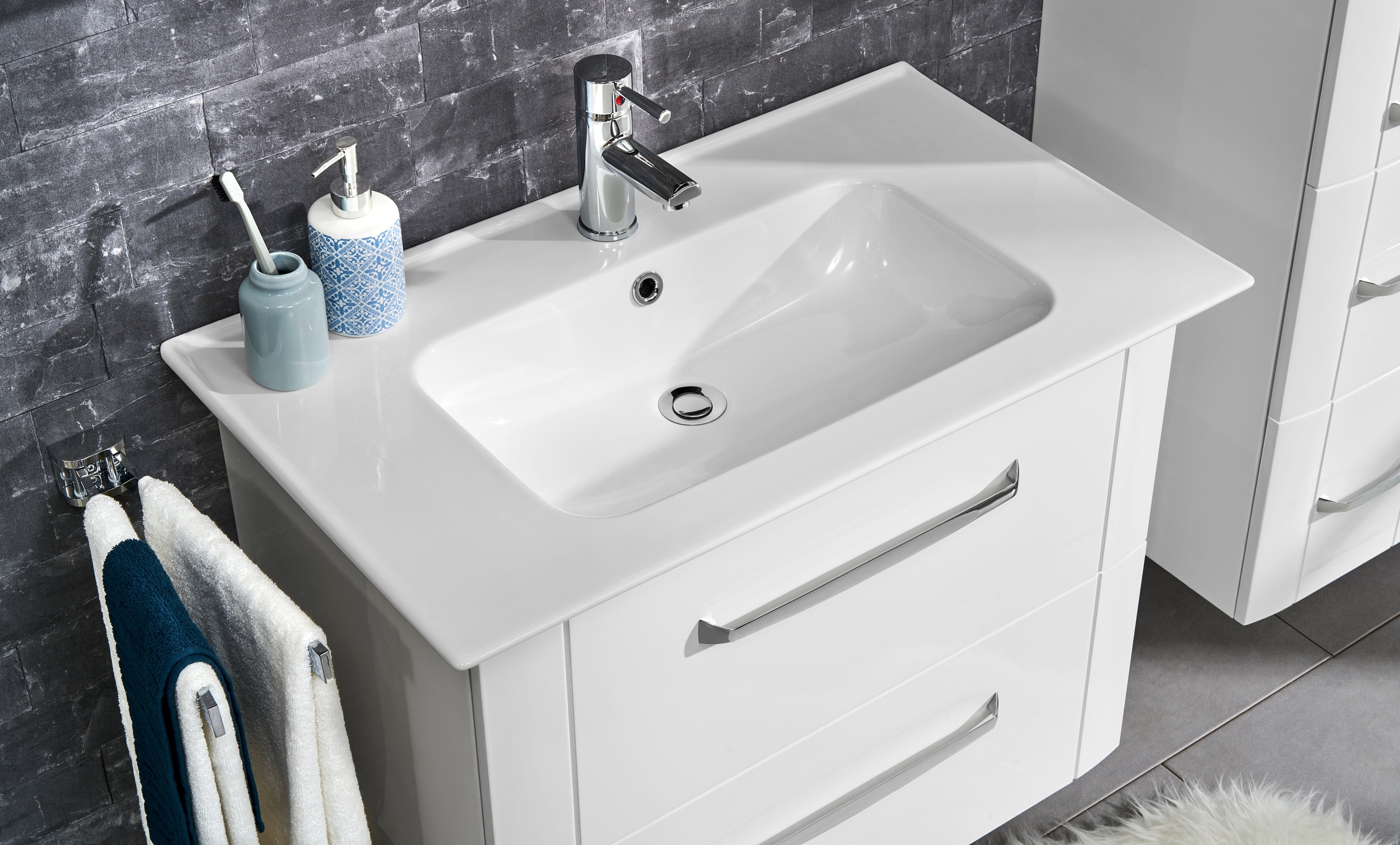 Saphir Badmöbel-Set »Serie 3006 2-teilig Keramik-Waschtisch mit Spiegelschr günstig online kaufen