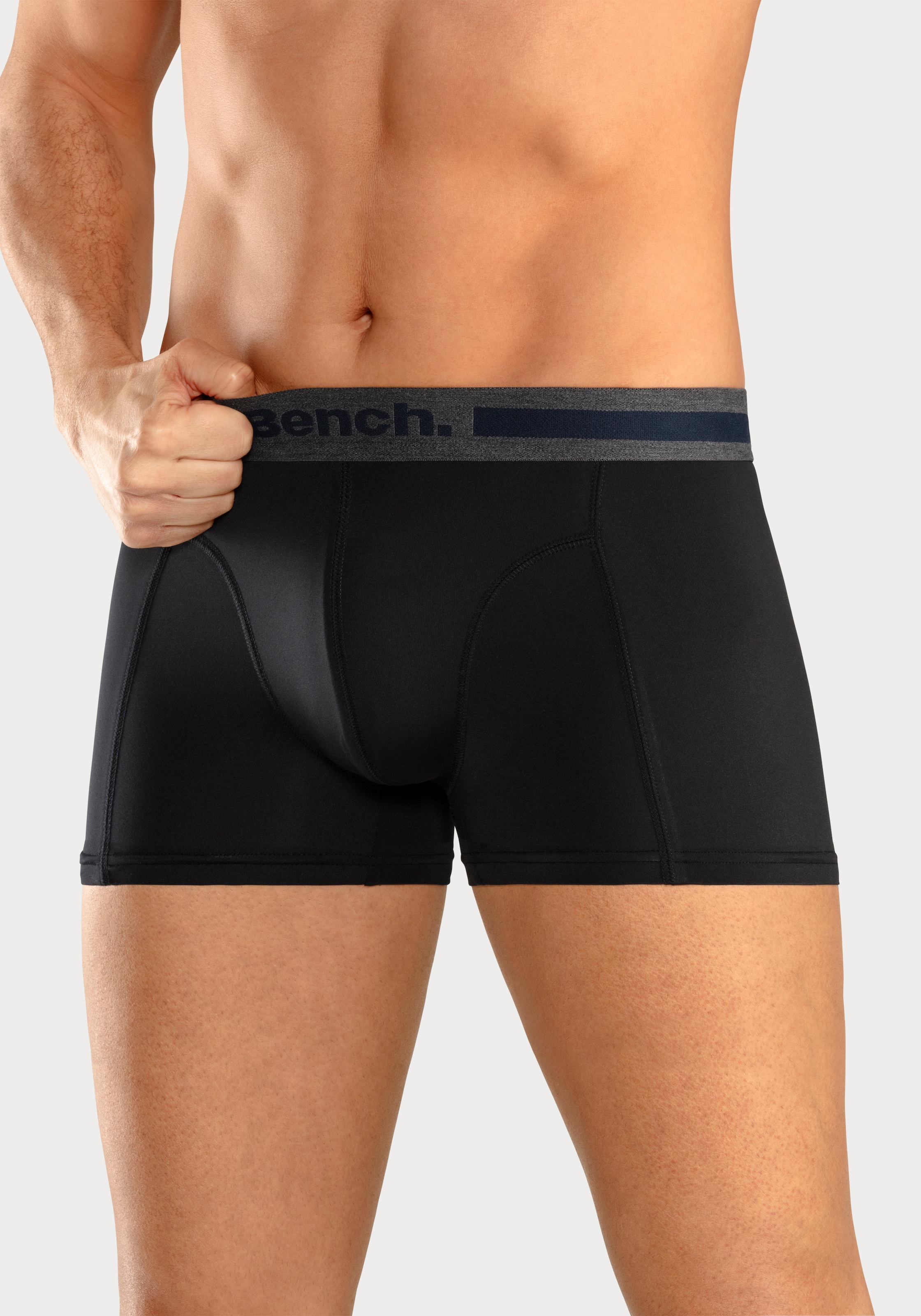 Bench. Boxer »Boxershorts für Herren«, (Packung, 4 St.), mit Overlock-Nähten vorn