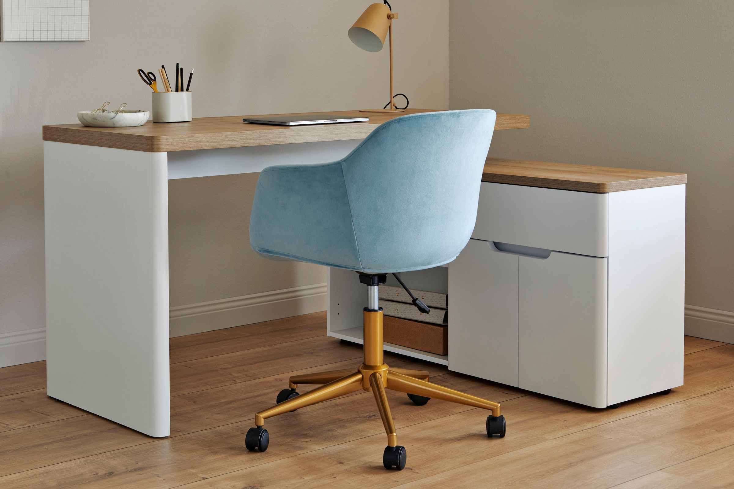 Jahnke Schreibtischstuhl »SHELL WORX«, 1 St., Samtstoff, Büro-/ Schreibtischstuhl, höhenverstellbar, Samt, Gestell in Gold-Look