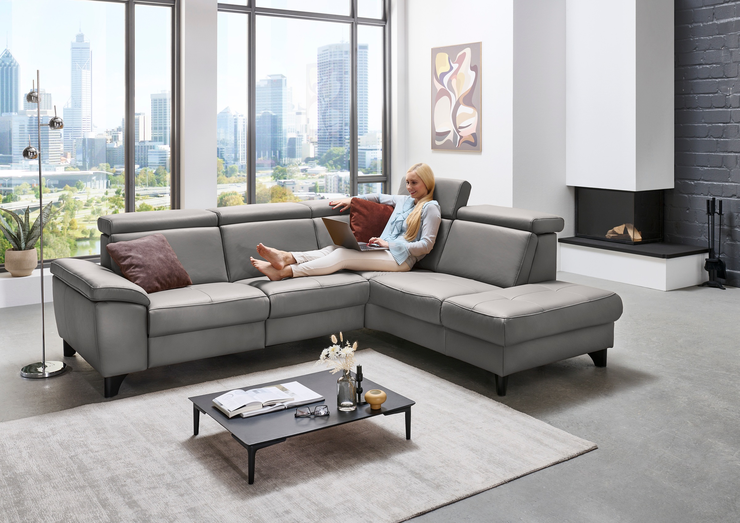 Die PlanBar Ecksofa »PN-EM23166 L-Form«, optional mit Kopfteilverstellung und Stauraum