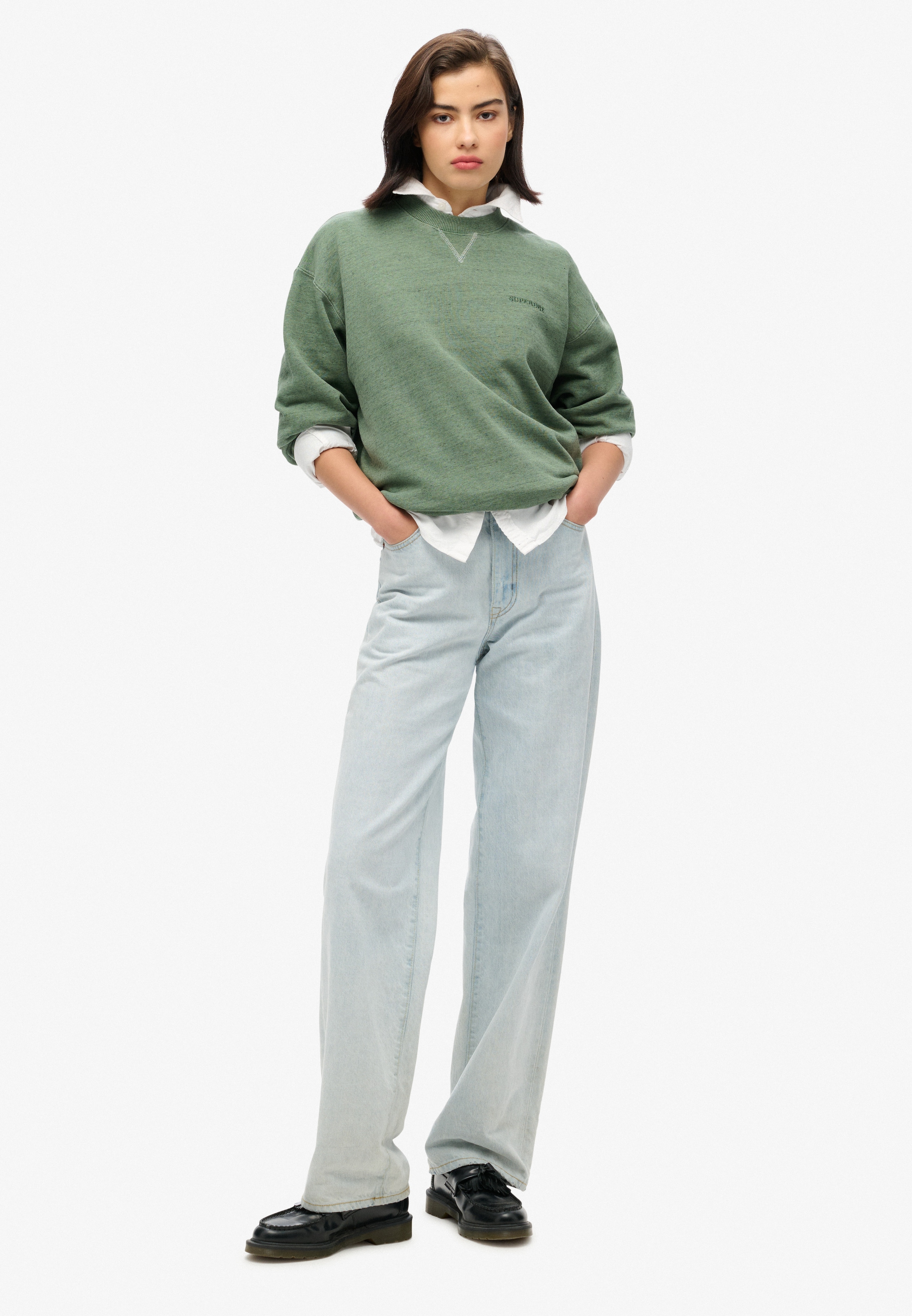 Superdry Sweatshirt »ESSENTIAL LOGO OVERDYED SWEAT«
