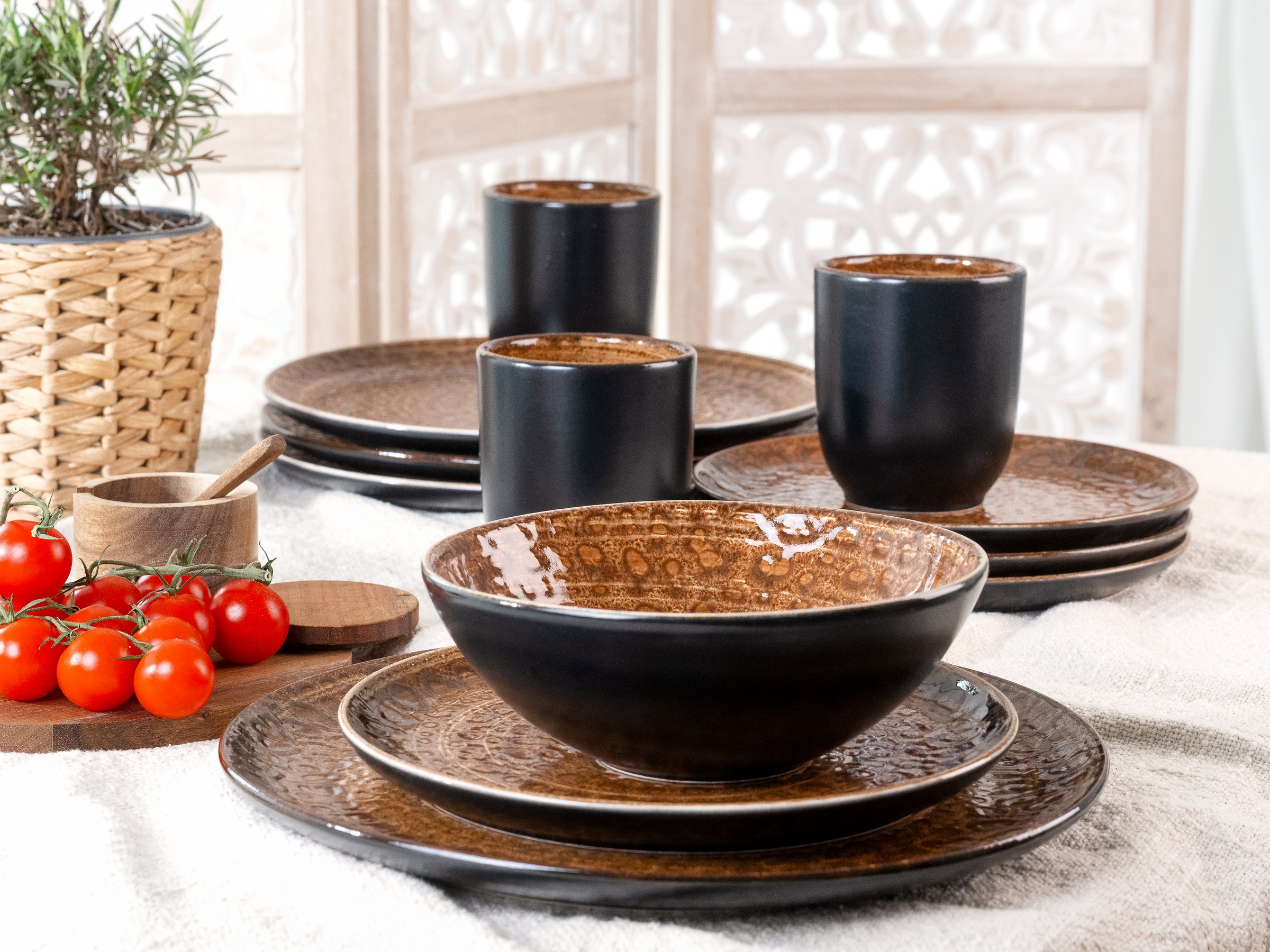 CreaTable Kombiservice »Geschirr-Set Villa Romana«, (Set, 16 tlg., Kaffeeservice und Tafelservice im Set, für 4 Personen), Service, handwerklicher Charakter, 16 Teile, für 4 Personen