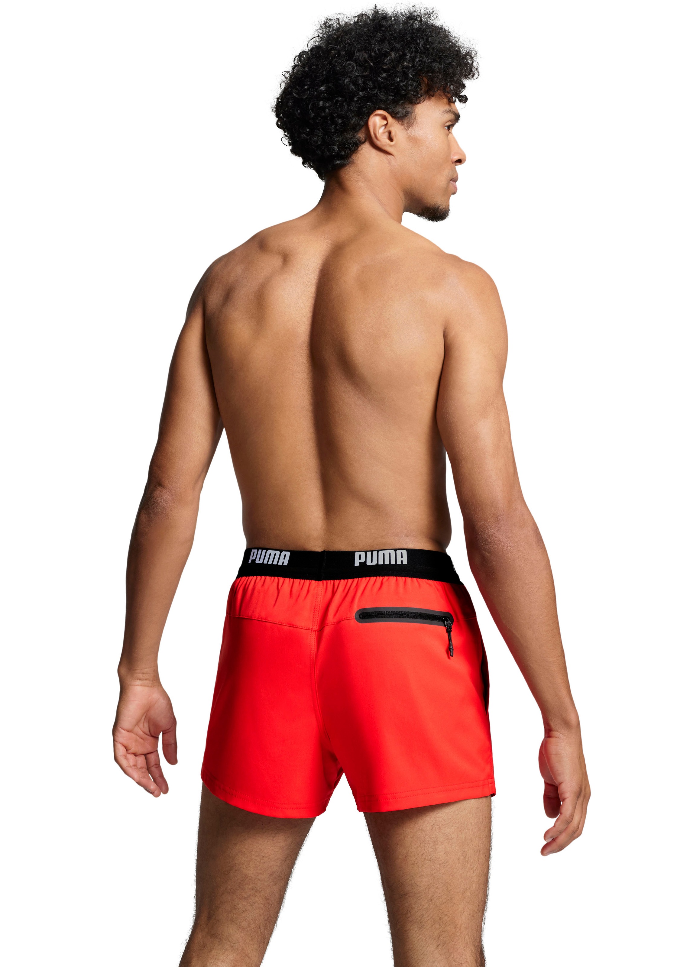 PUMA Badeshorts »PUMA SWIM MEN LOGO SHORT LENGTH SWIM SHORTS«, Seitentaschen, Gesäßtasche mit Reißverschluss, Kordelzug