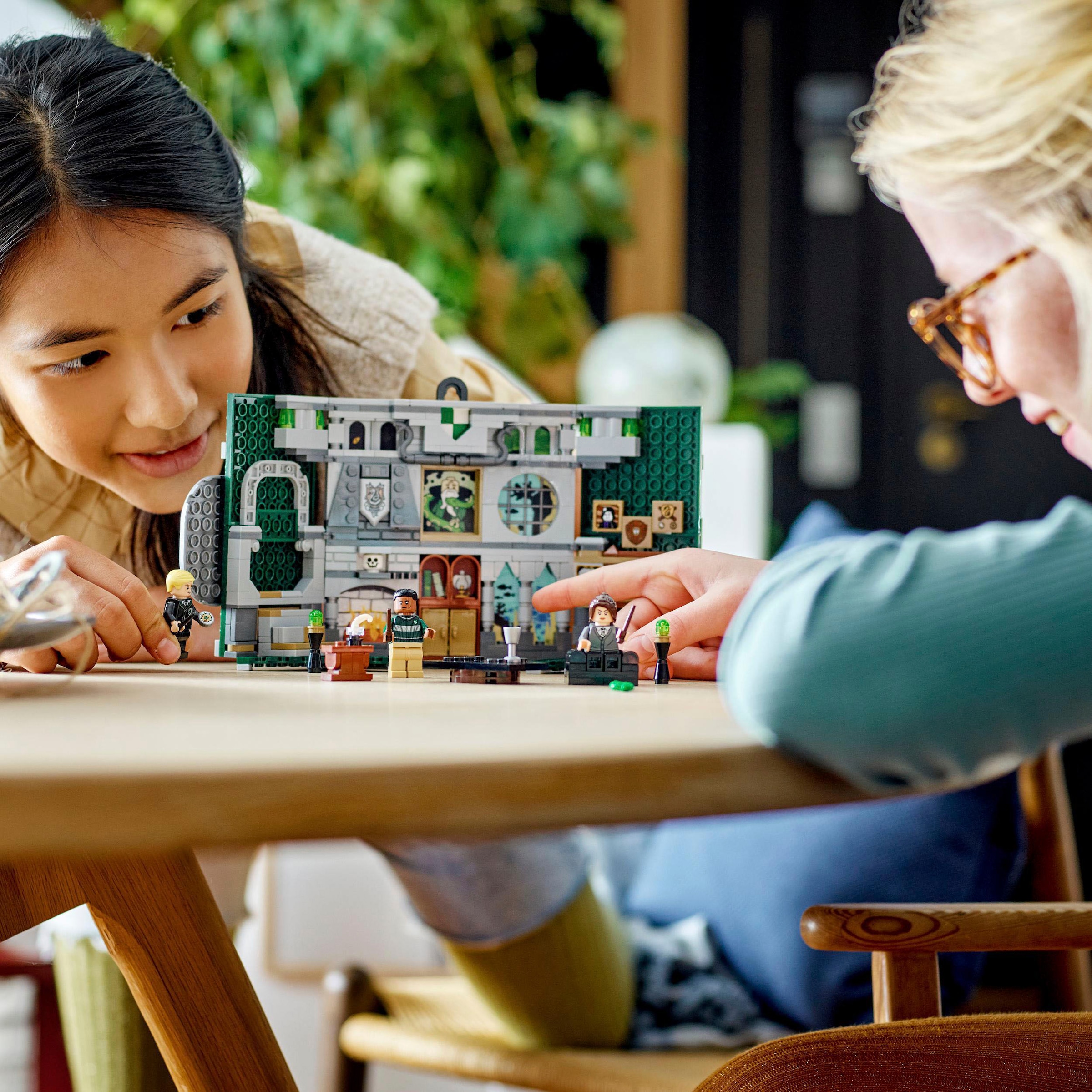 LEGO® Konstruktionsspielsteine »Hausbanner Slytherin (76410), LEGO® Harry Potter™«, (349 St.)