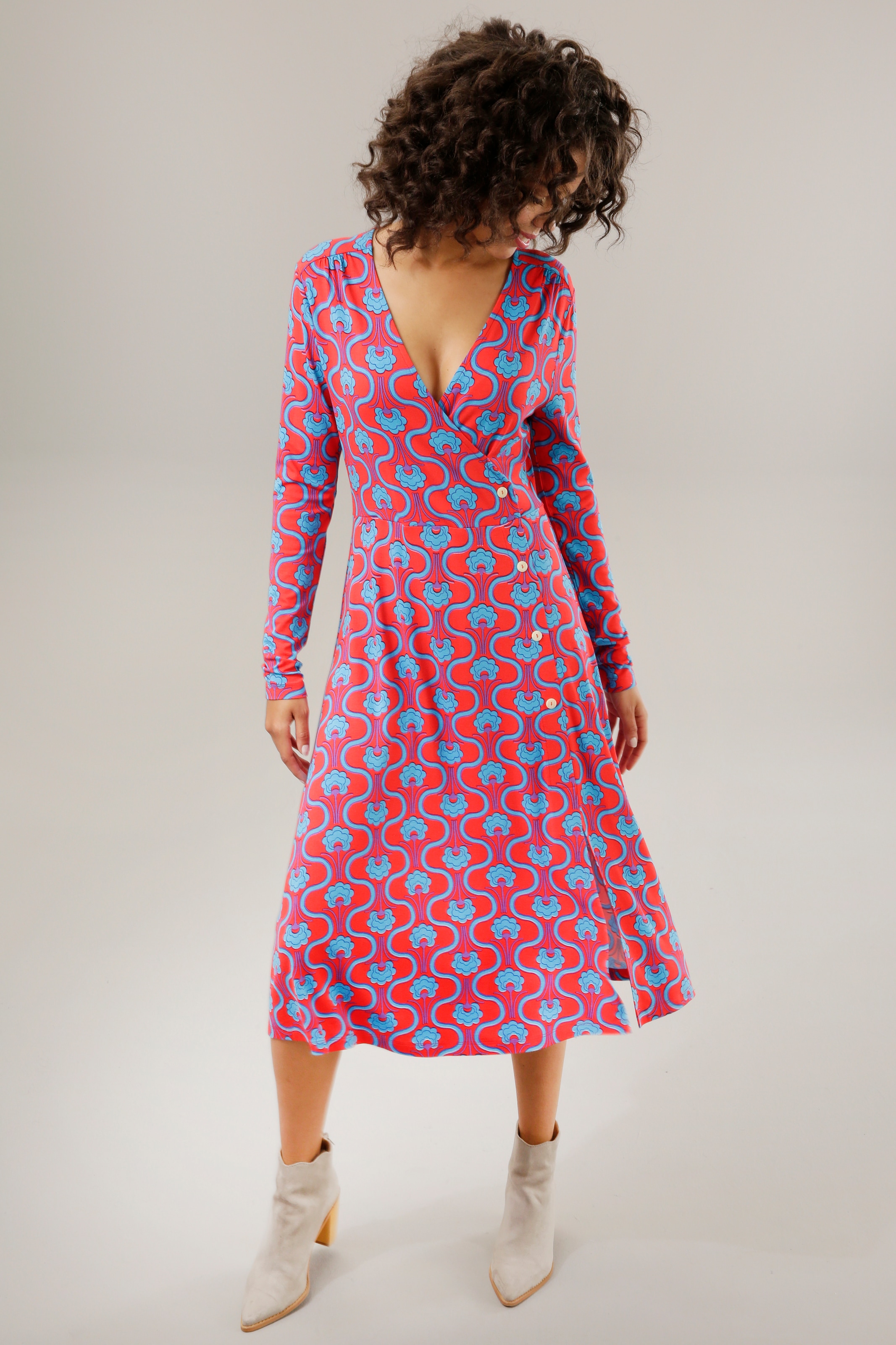 Aniston CASUAL Jerseykleid, mit trendigem Retromuster bedruckt online  bestellen