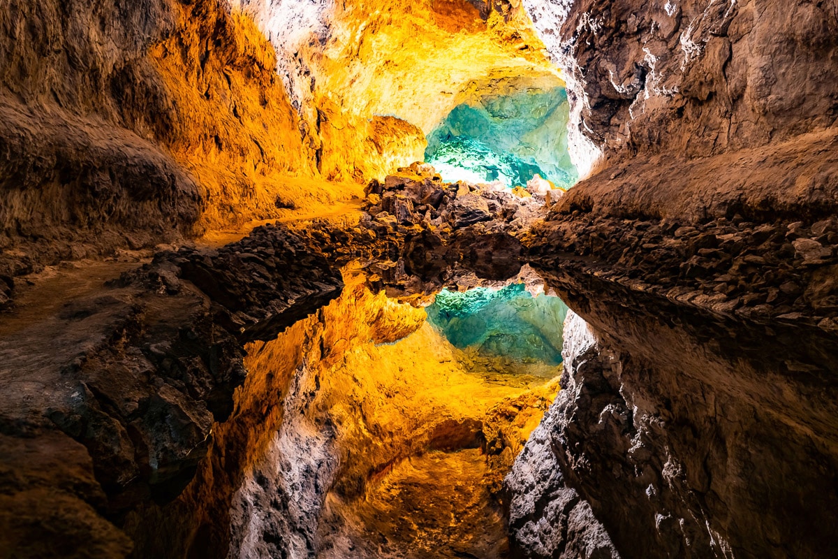 Papermoon Fototapete »Höhle mit Wasser« günstig online kaufen