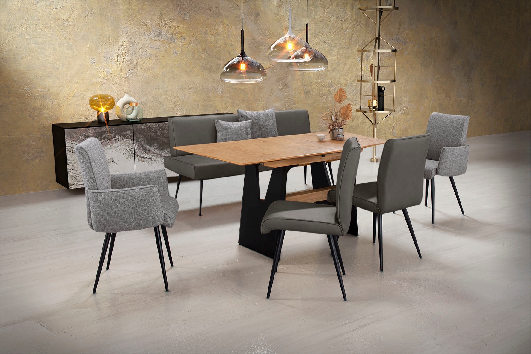 K+W Komfort & Wohnen Essgruppe »Giacomo I« Polsterbank, 2 Stühle und 2 Arml günstig online kaufen