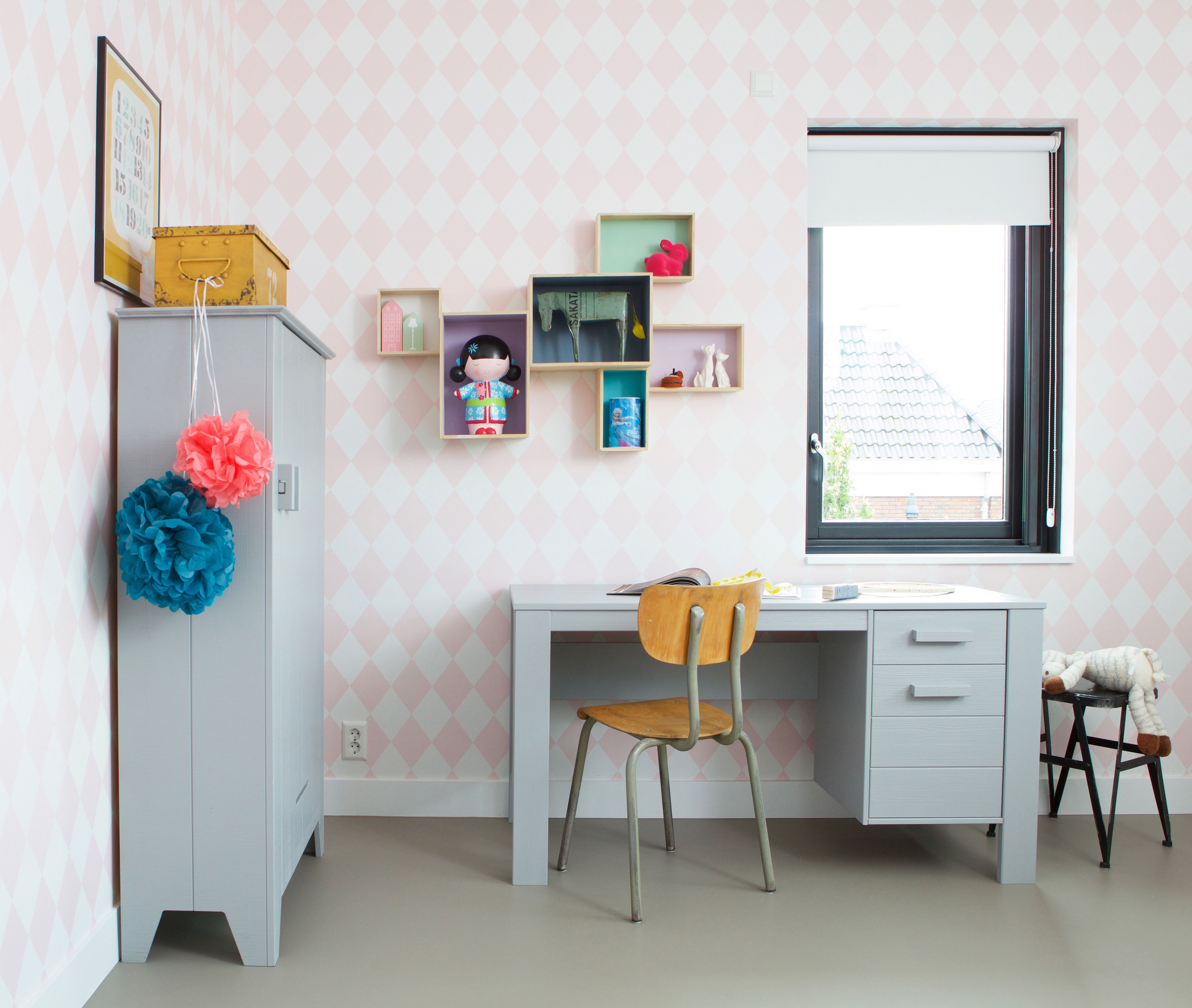 WOOOD Schreibtisch »Julius FSC®-Kiefernholz, gebürstet, mit zwei Schubladen 141x59x74 cm« Gebürstete Oberfläche, sichtbare Maserung, wasserbasiert lackiert