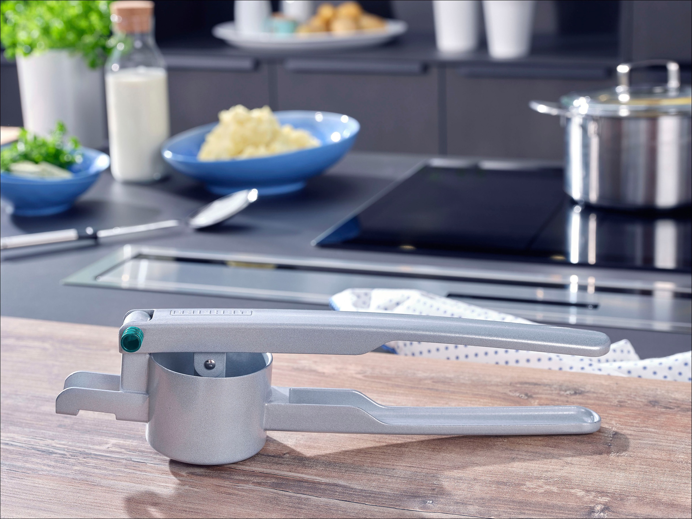 Leifheit Kartoffelpresse »3242«, für Kartoffel, Spätzle usw. günstig online kaufen